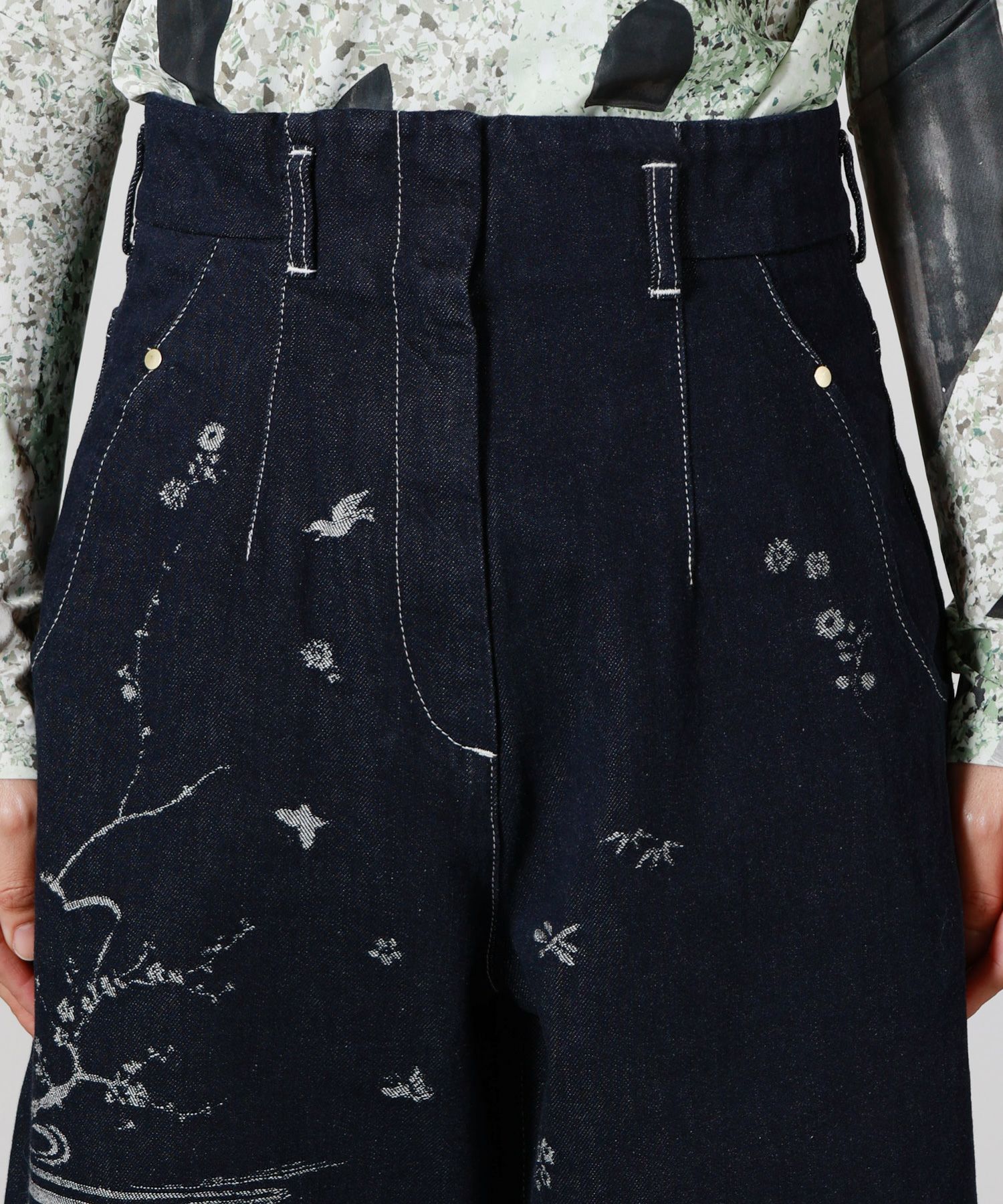 Mame Kurogouchi(マメ クロゴウチ)】 Nature Pattern Jacquard Wide