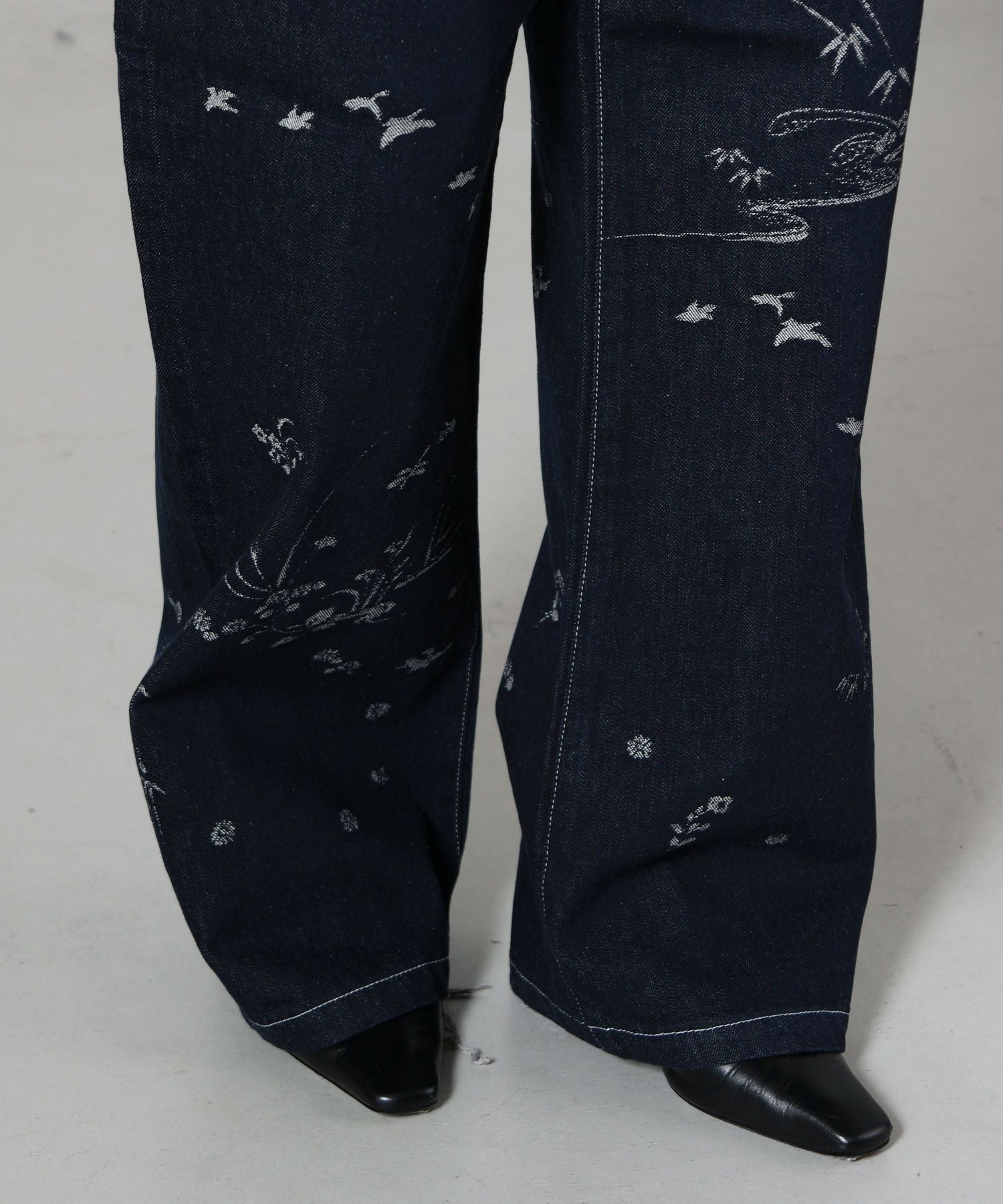 Mame Kurogouchi(マメ クロゴウチ)】 Nature Pattern Jacquard Wide