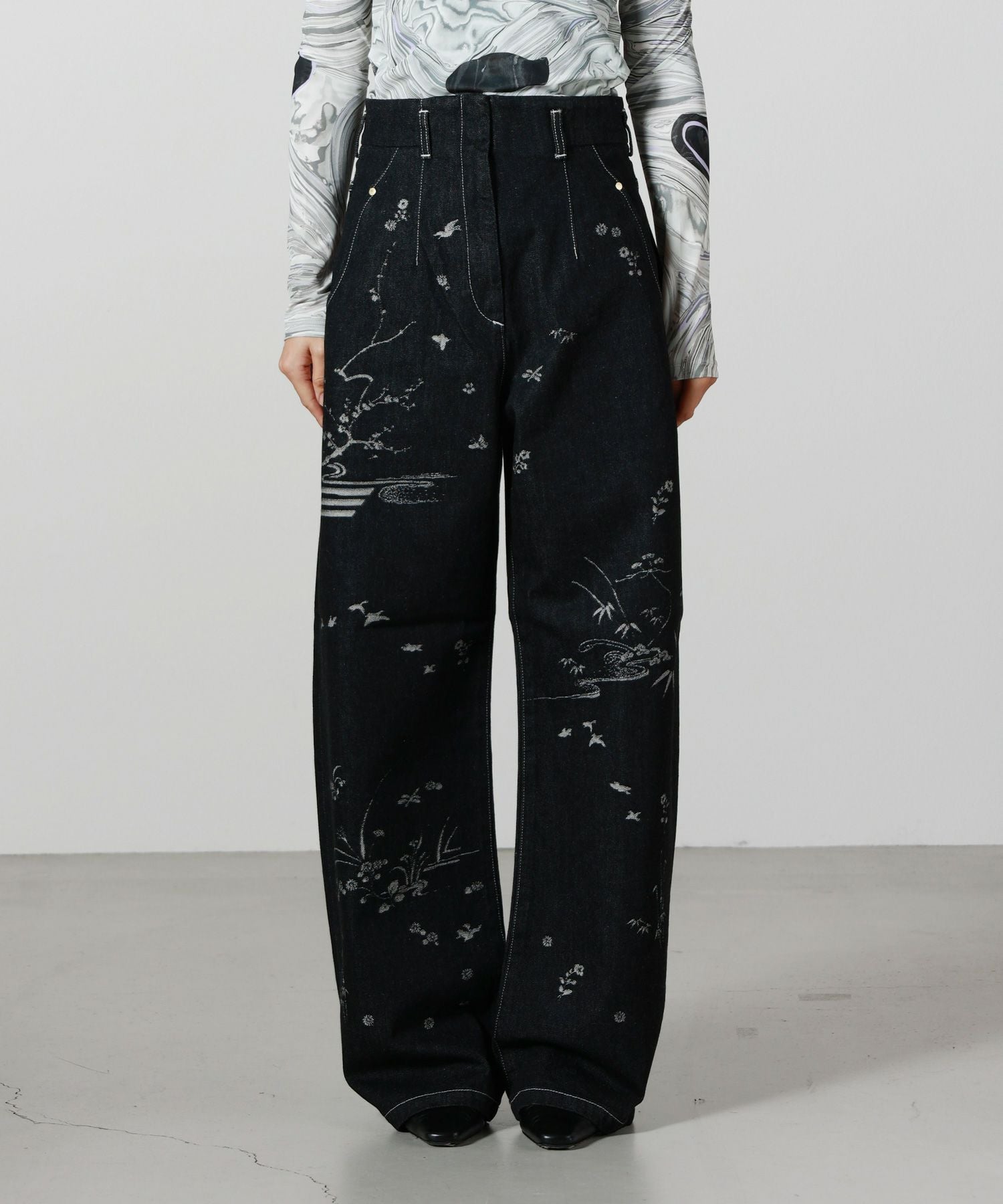 Mame Kurogouchi(マメ クロゴウチ)】 Nature Pattern Jacquard Wide