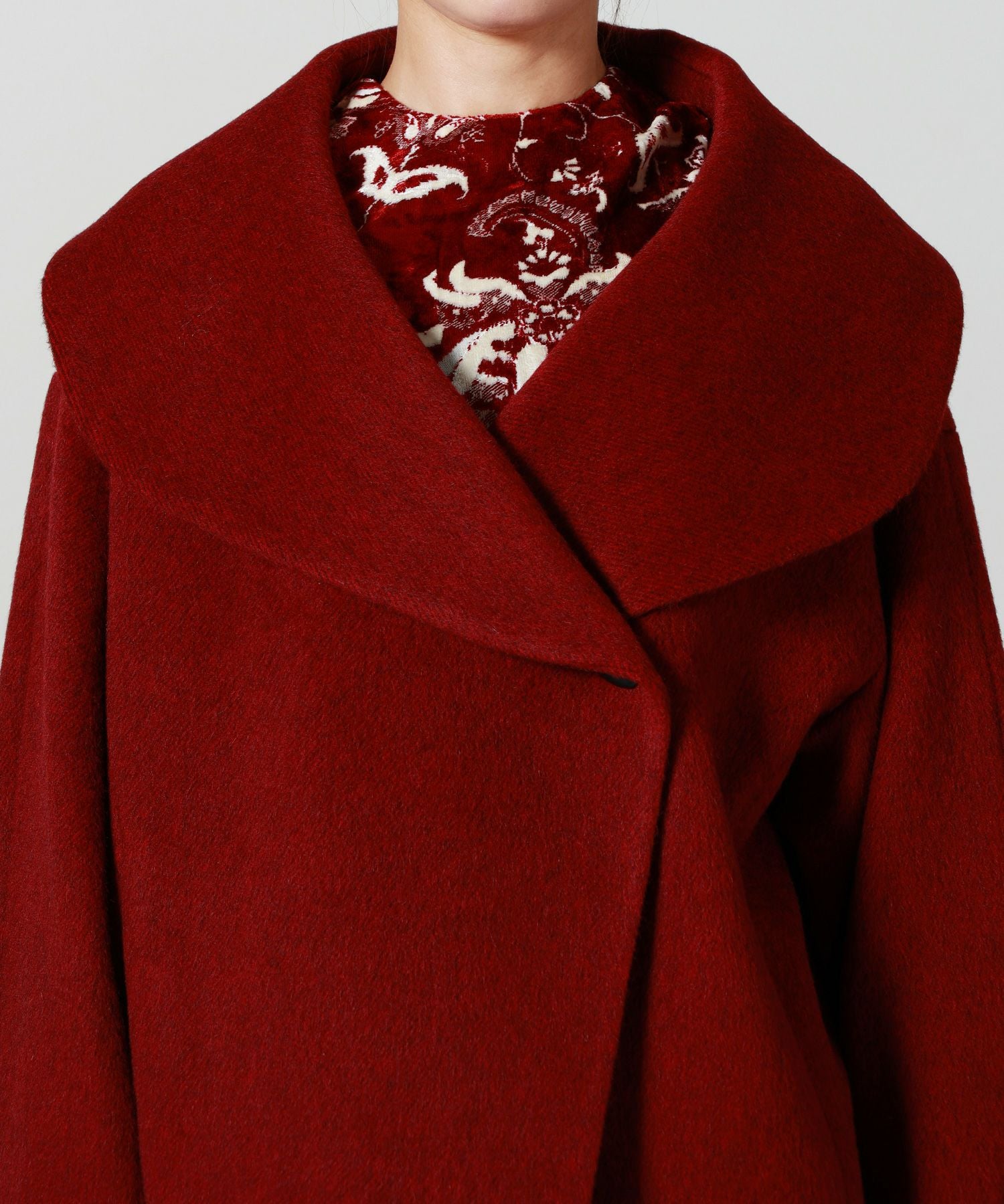 Mame Kurogouchi(マメ クロゴウチ)】 Wool Arupaka Shawl Collar Short