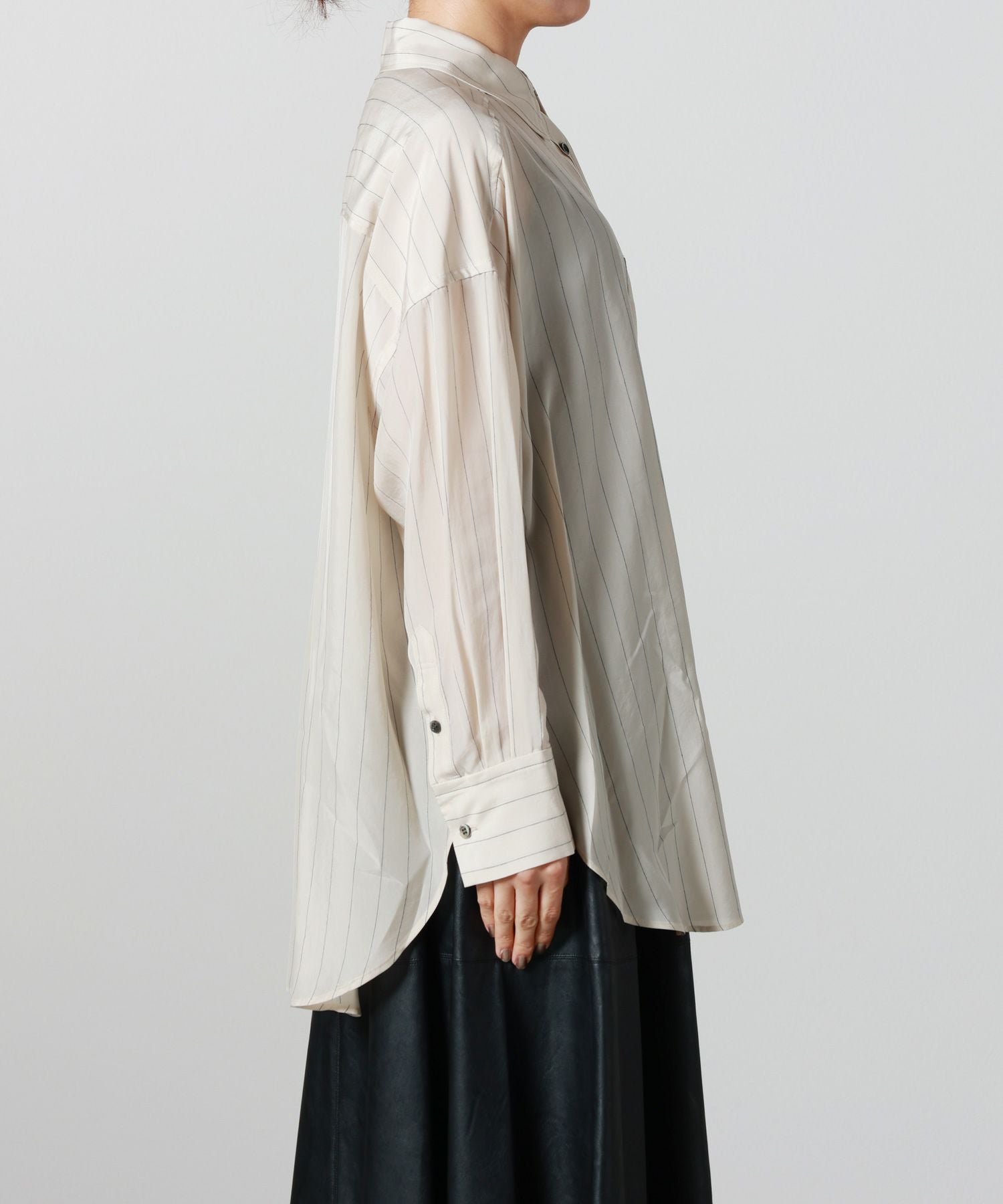 SACRA(サクラ)】 CUPRA FIBRIL STRIPE SHIRT｜PARIGOT ONLINE（パリゴ