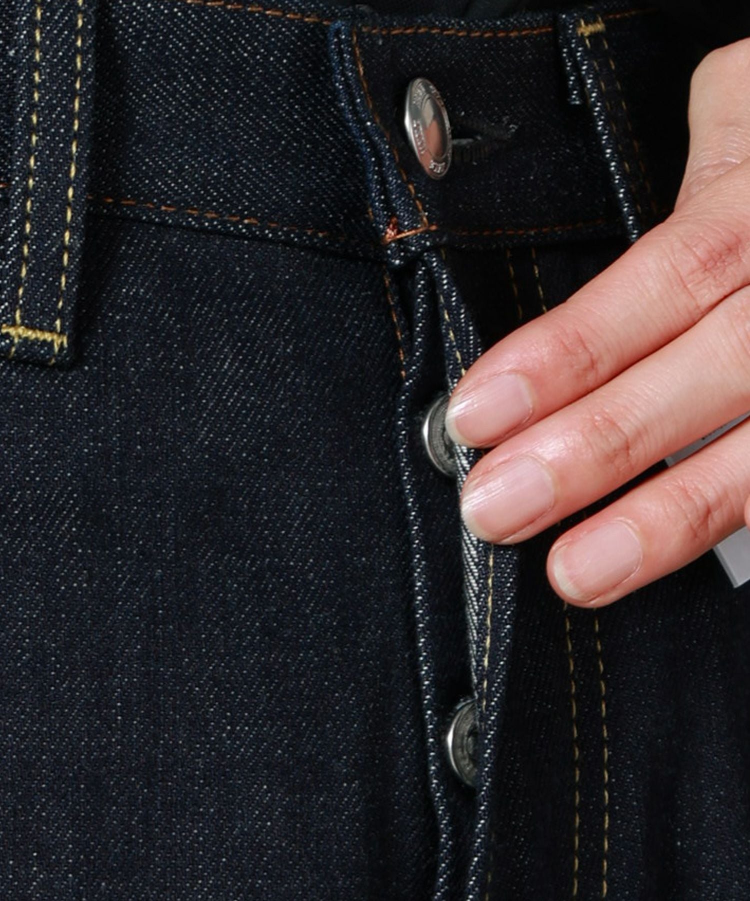 HYKE(ハイク)】 ≪GENDERLESS≫DENIM BARREL-LEG JEANS｜PARIGOT