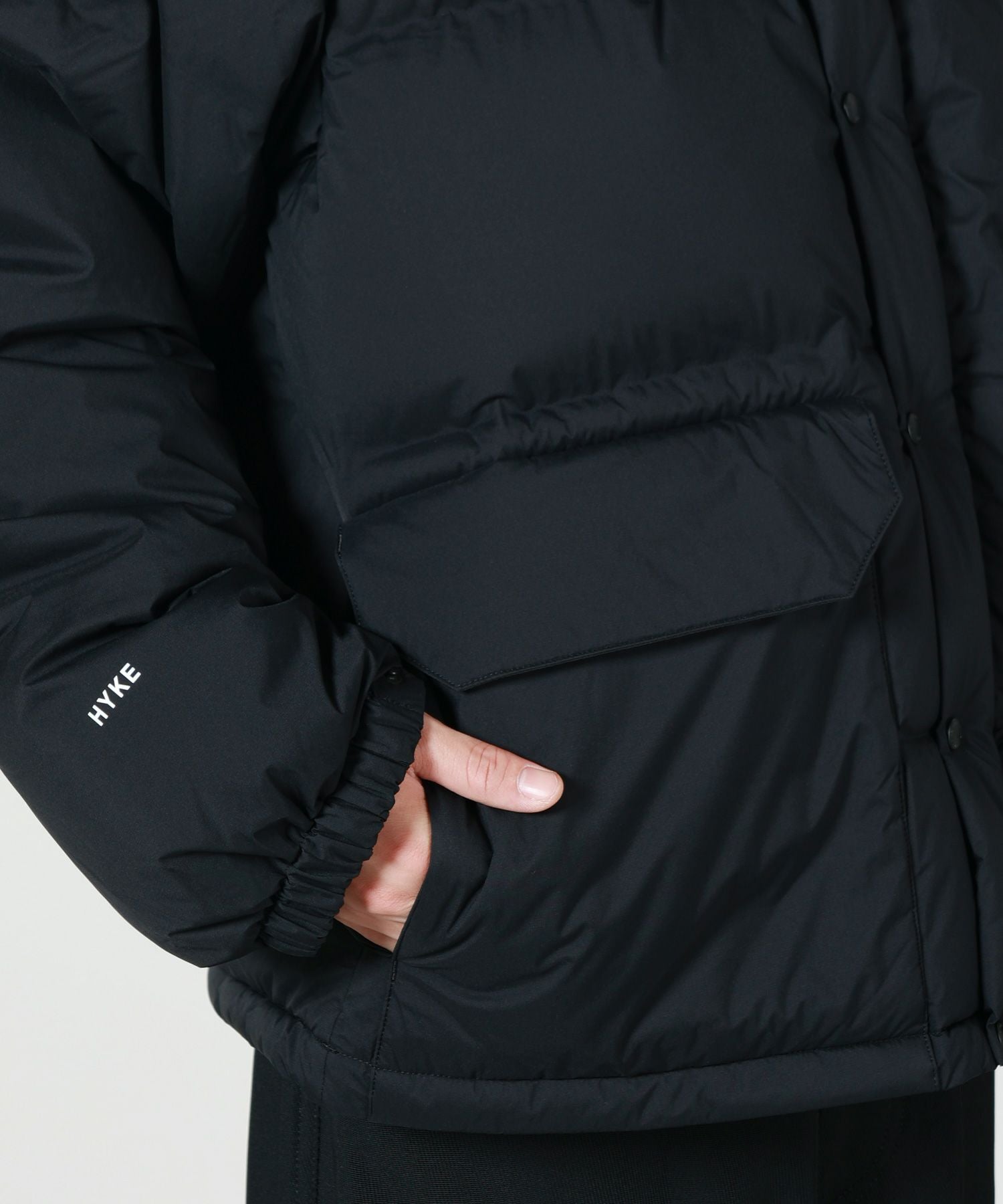 HYKE(ハイク)】 ≪GENDERLESS≫PERTEX DOWN JACKET｜PARIGOT ONLINE