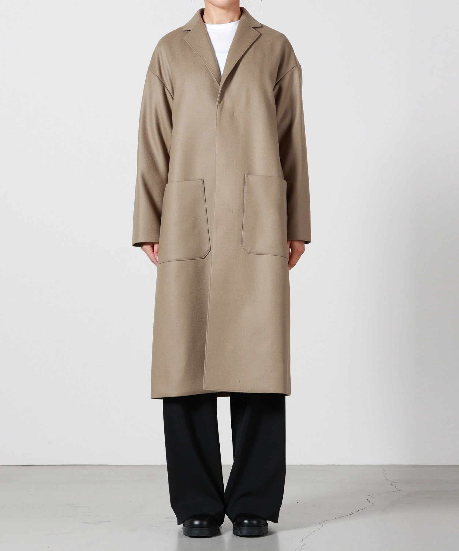 HYKE(ハイク)】 ≪GENDERLESS≫ WOOL SHOP COAT｜PARIGOT ONLINE