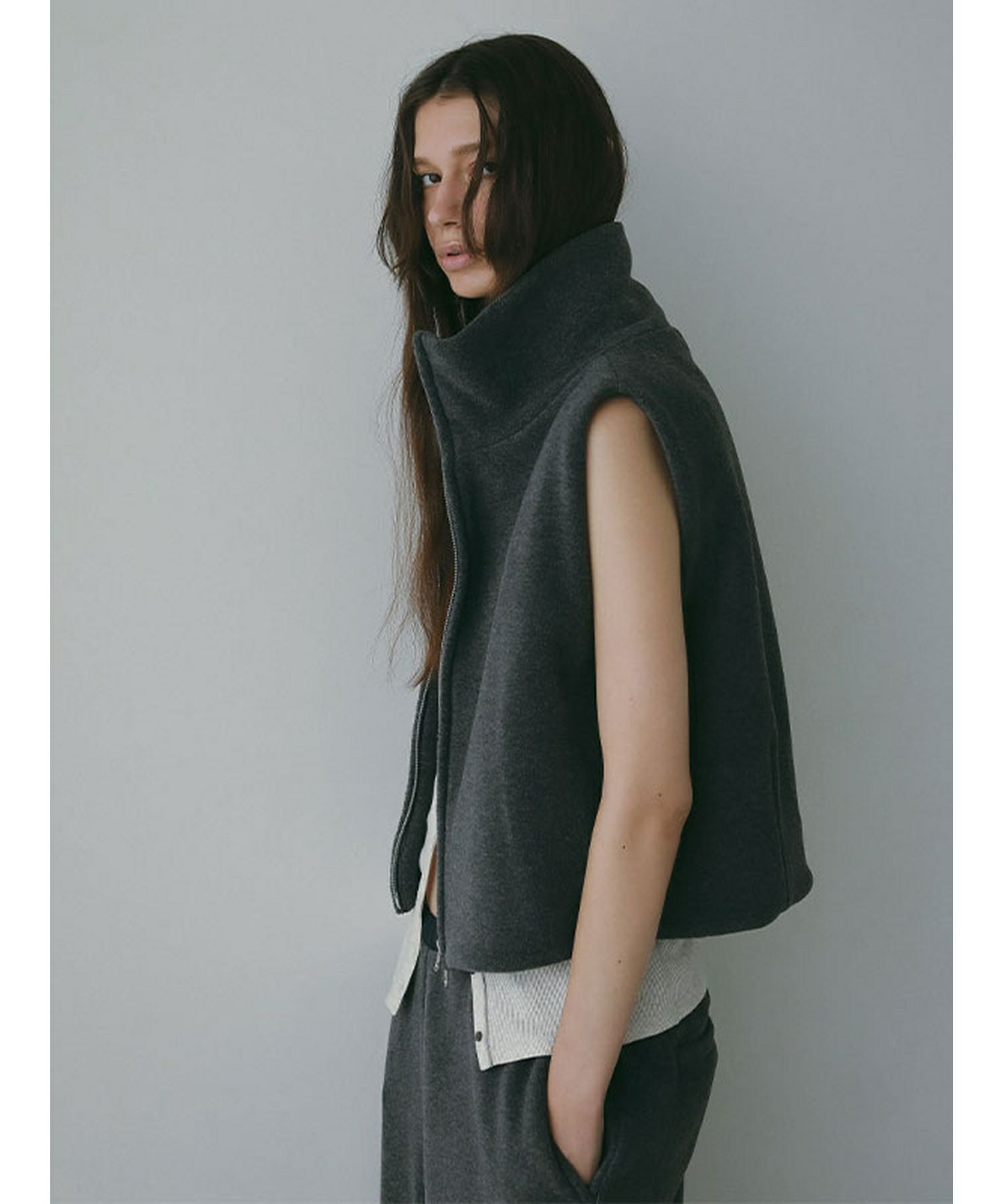 ETRE TOKYO(エトレトウキョウ)】 コンパクトフリースベスト｜PARIGOT