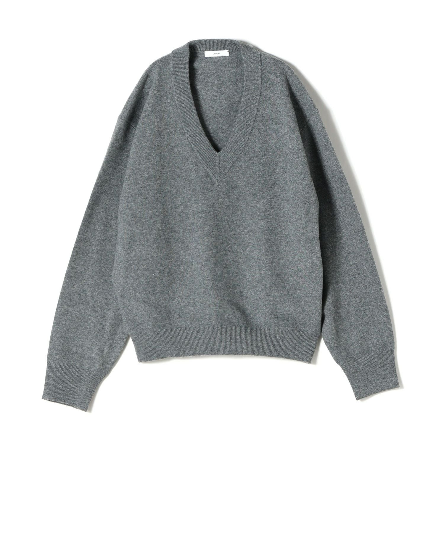 ATON(エイトン)】 MERINO COLLEGE KNIT | V-NECK SWEATER｜PARIGOT