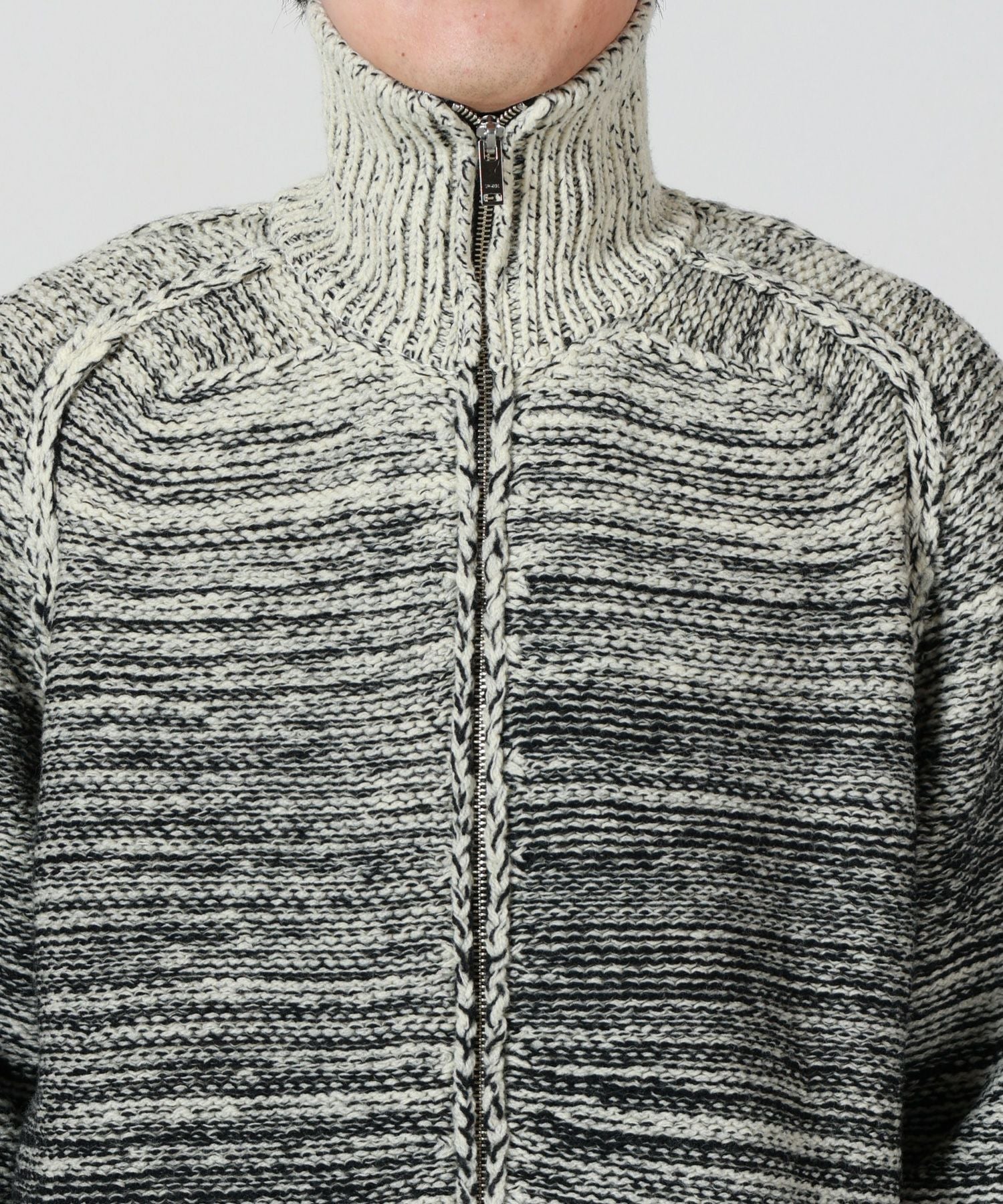 YOKE(ヨーク)】Gradation Front Zip Knit｜PARIGOT ONLINE（パリゴ