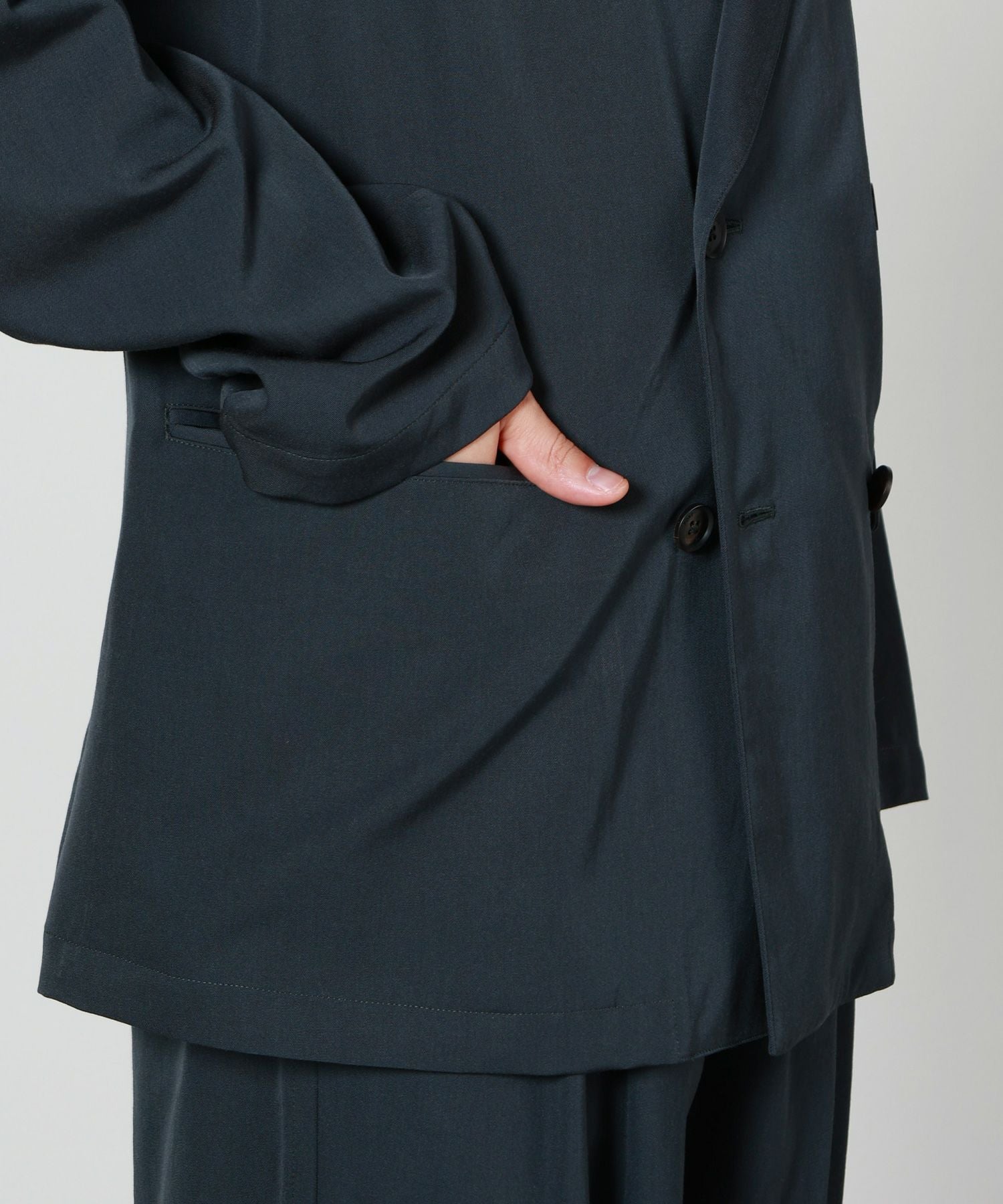 YOKE(ヨーク)】Wool Washer Twill Double Breasted Jacket｜PARIGOT