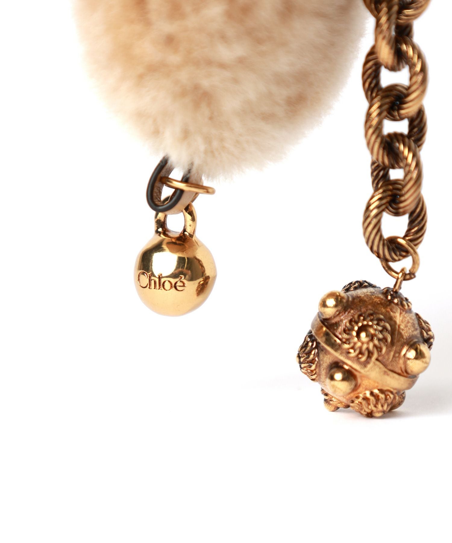 Chloe(クロエ)】 ブラス製Chloe Symbols Heart Shearling バッグ