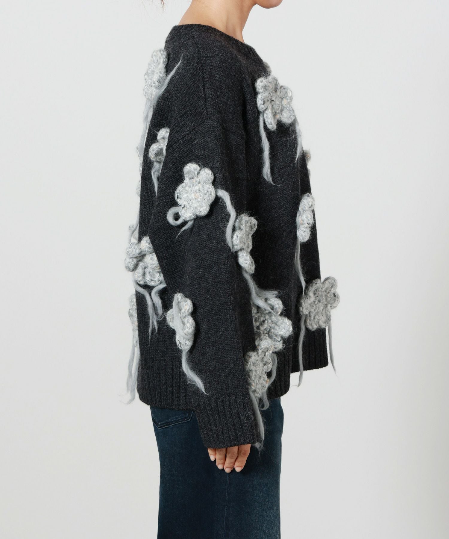 GANNI(ガニー)】 Flower Crochet Sweater｜PARIGOT ONLINE（パリゴ