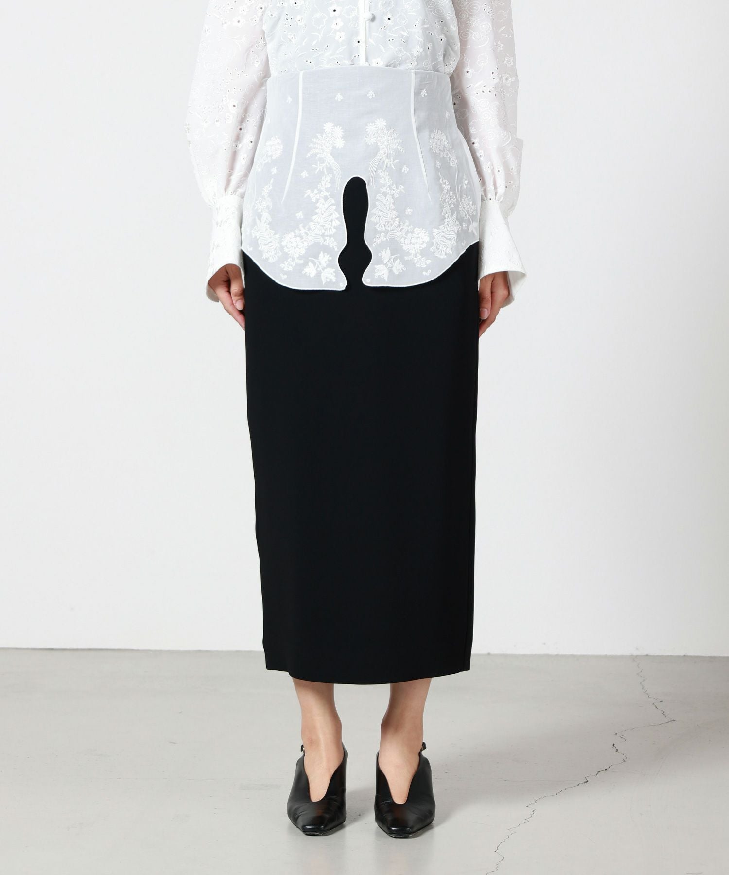 Mame Kurogouchi(マメ クロゴウチ)】 Triacetate Georgette Embroidery