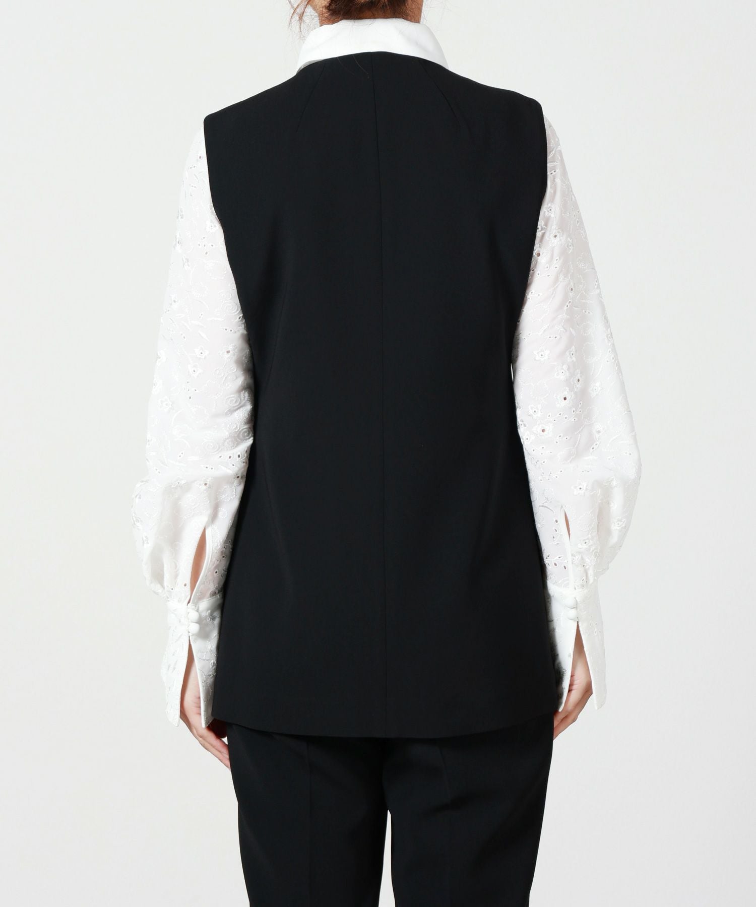 Mame Kurogouchi(マメ クロゴウチ)】 Acetate Polyester Embroidered