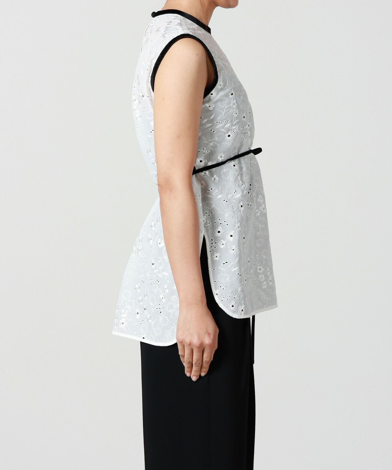 Mame Kurogouchi(マメ クロゴウチ)】 Triacetate Georgette Floral