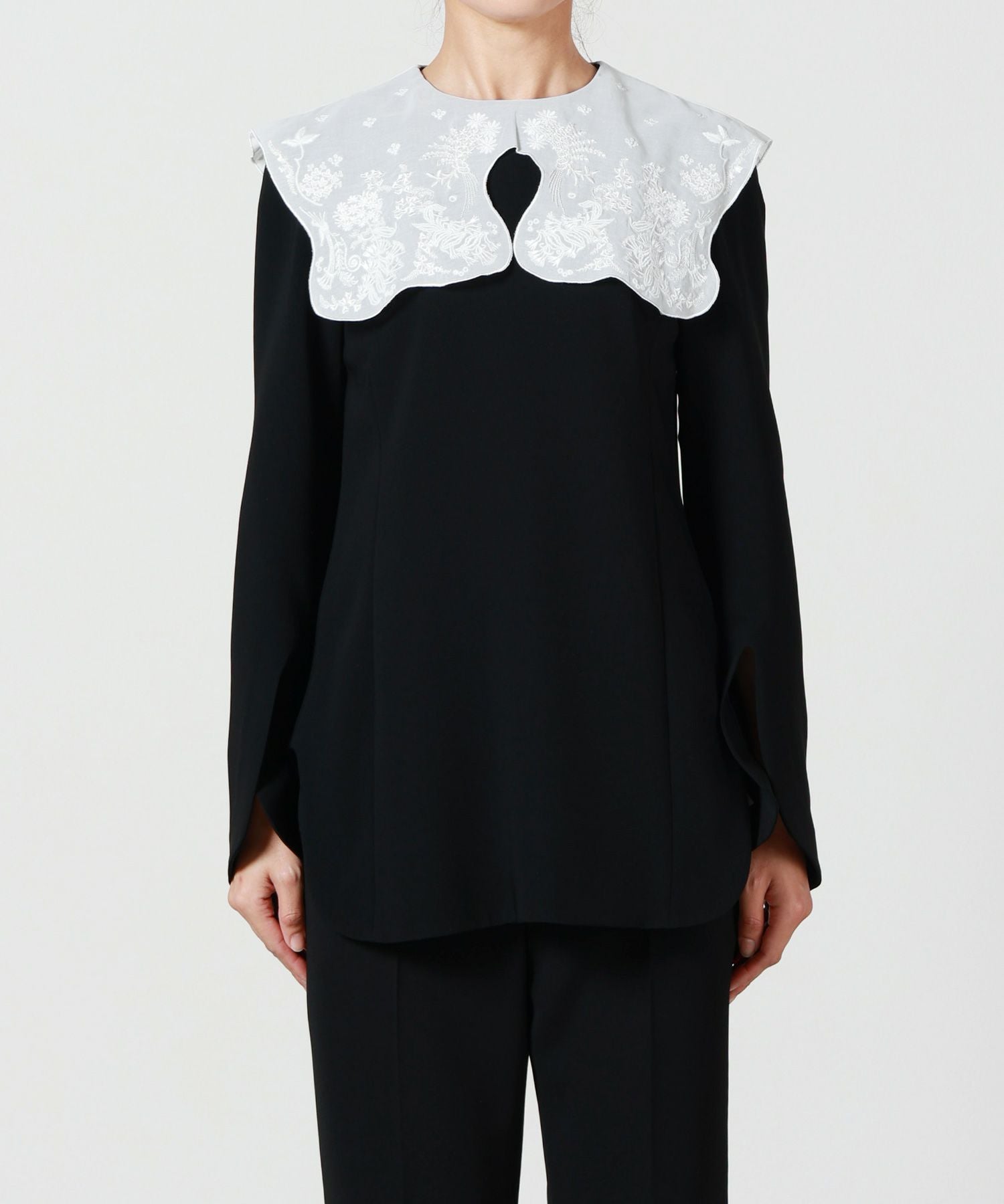 Mame Kurogouchi(マメ クロゴウチ)】 Triacetate Georgette Embroidery