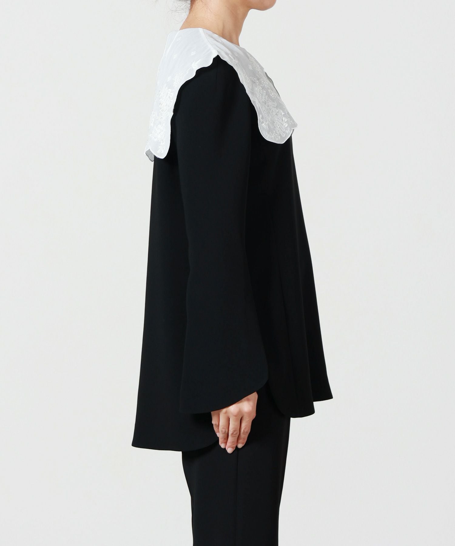 Mame Kurogouchi(マメ クロゴウチ)】 Triacetate Georgette Embroidery