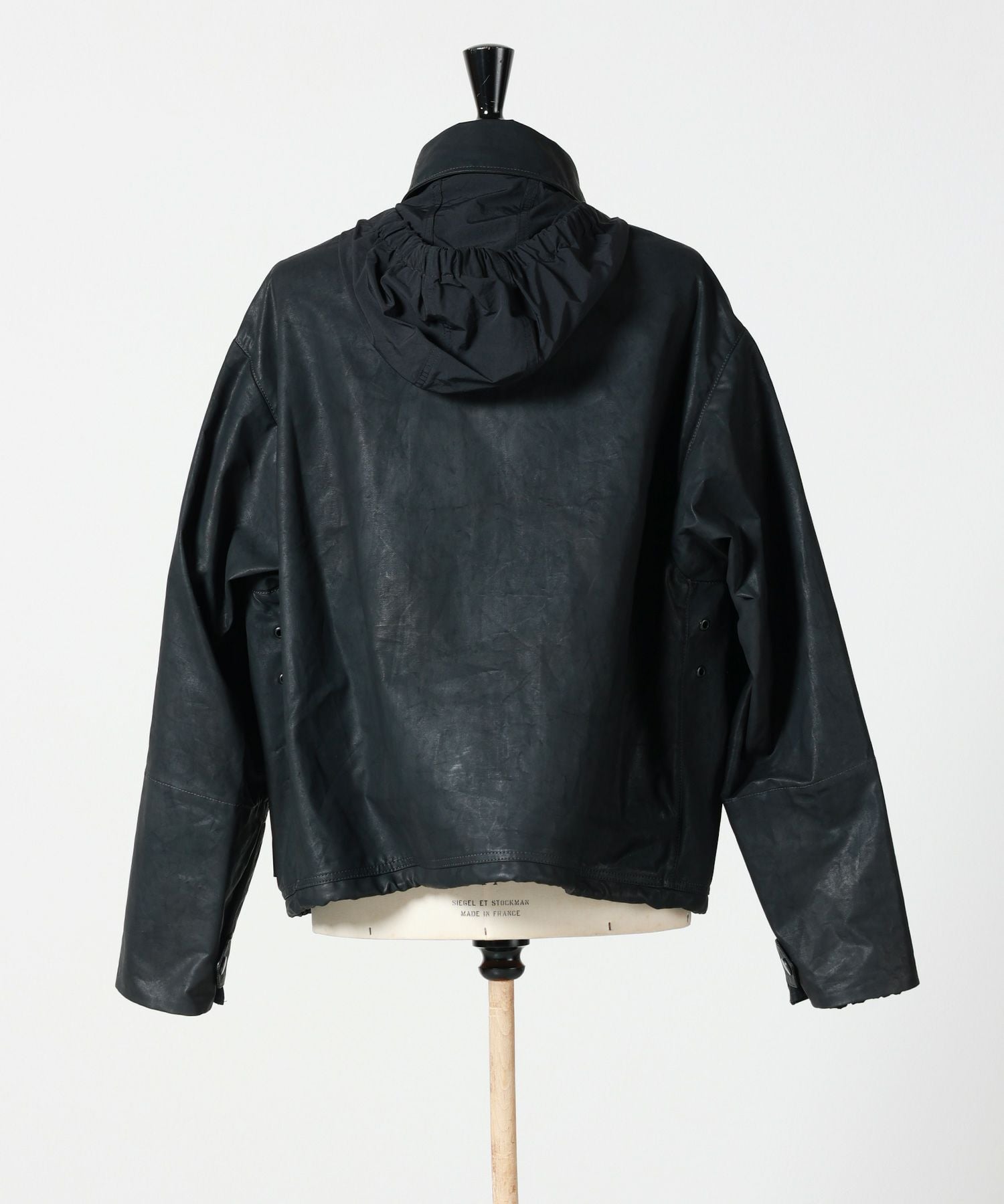 LEMAIRE(ルメール)】 SHORT RAIN JACKET｜PARIGOT ONLINE（パリゴ
