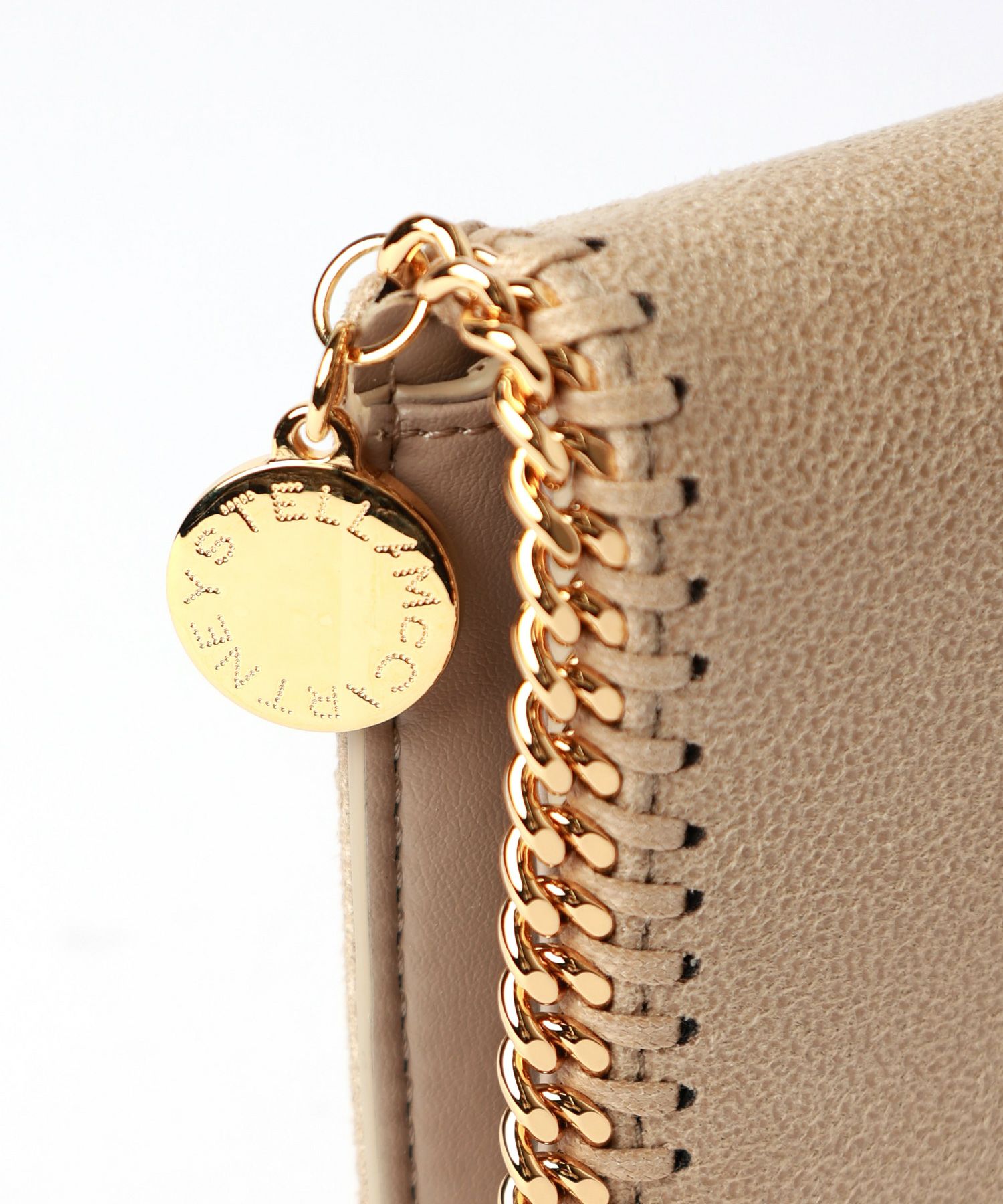 ステラマッカートニー FLAP BELT MONOGR ベージュ 594186 STELLA McCARTNEY(ステラ マッカートニー)｜Falabella フラットカード