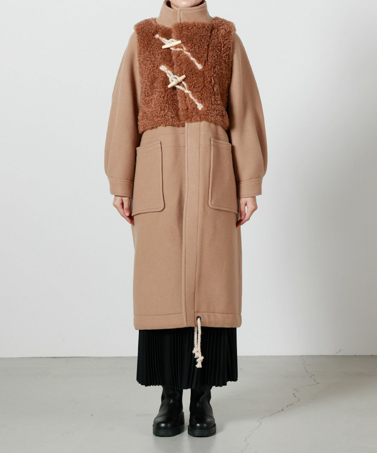 HYKE(ハイク)】 DOUBLE FACE FAUX SHERLING DUFFLE COAT｜PARIGOT