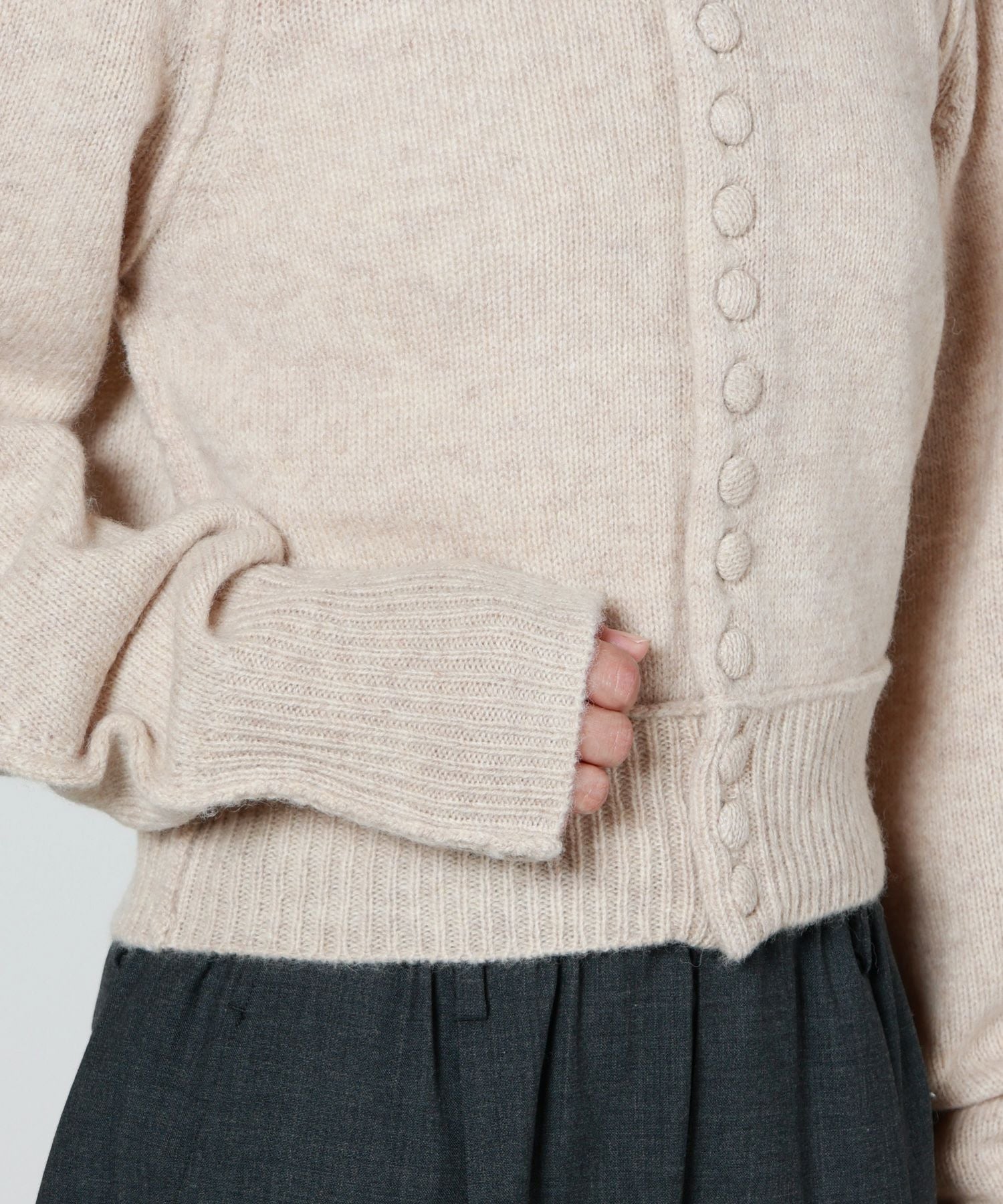 INSCRIRE(アンスクリア)】 Shoulder Cardigan｜PARIGOT ONLINE（パリゴ