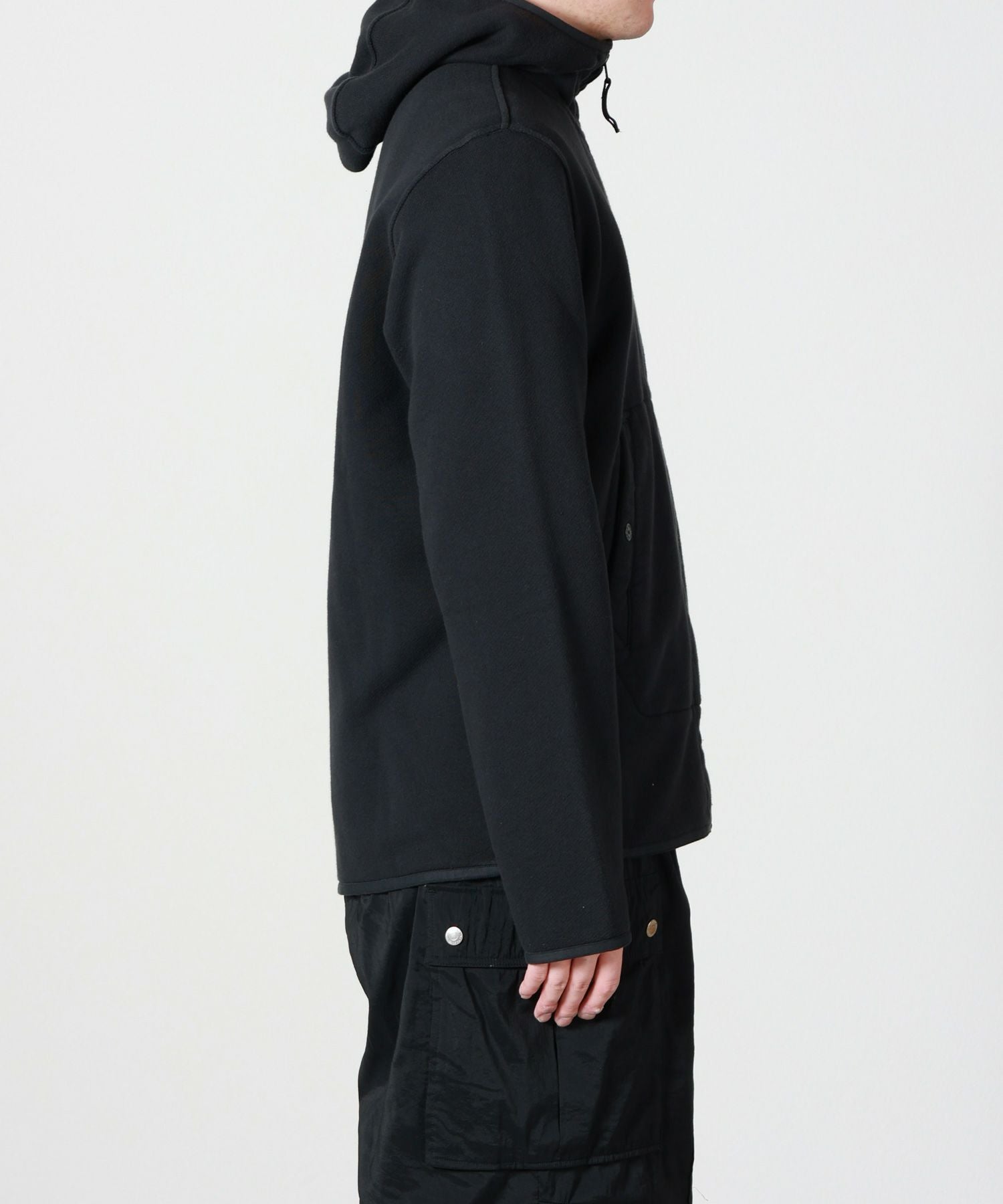 STONE ISLAND(ストーンアイランド)】 フード付きコットンジップ