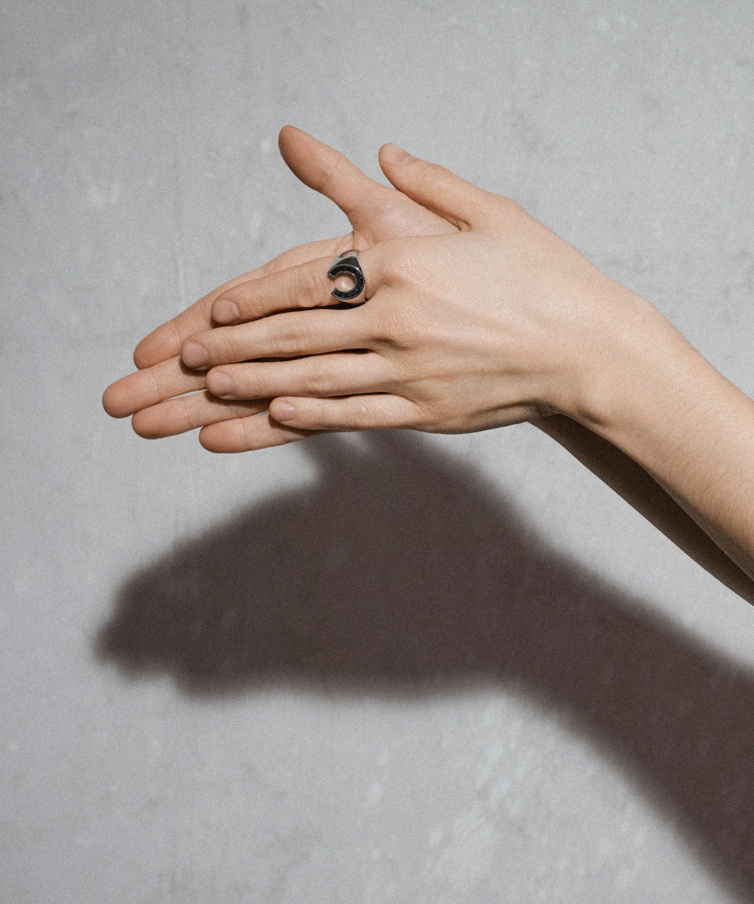 TOM WOOD(トムウッド)】 Felix Small リング｜PARIGOT ONLINE（パリゴ