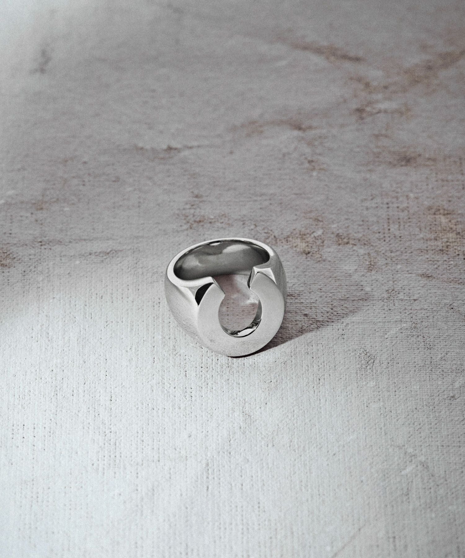 TOM WOOD(トムウッド)】 Felix Small リング｜PARIGOT ONLINE（パリゴ