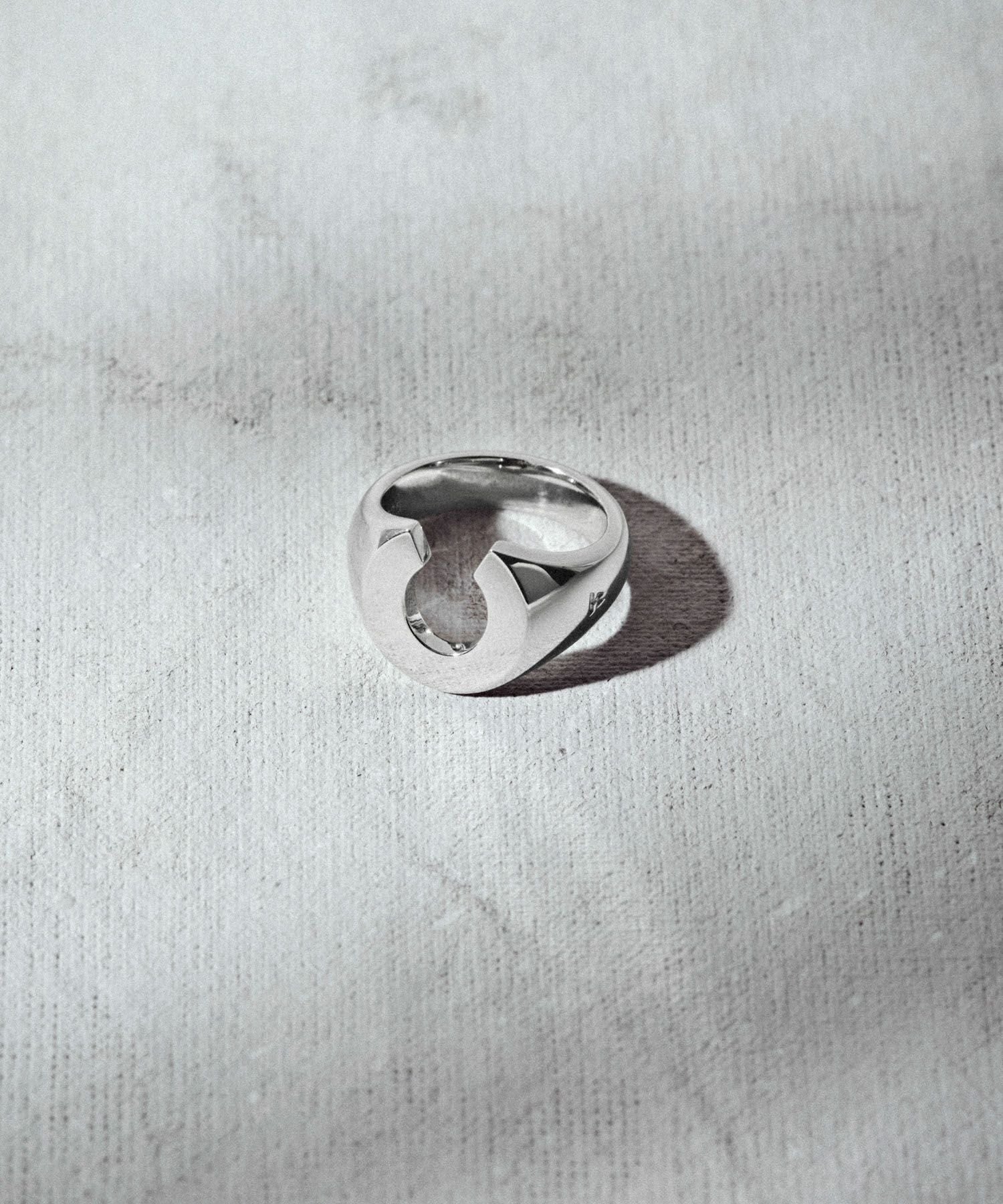 TOM WOOD(トムウッド)】 Felix Small リング｜PARIGOT ONLINE（パリゴ