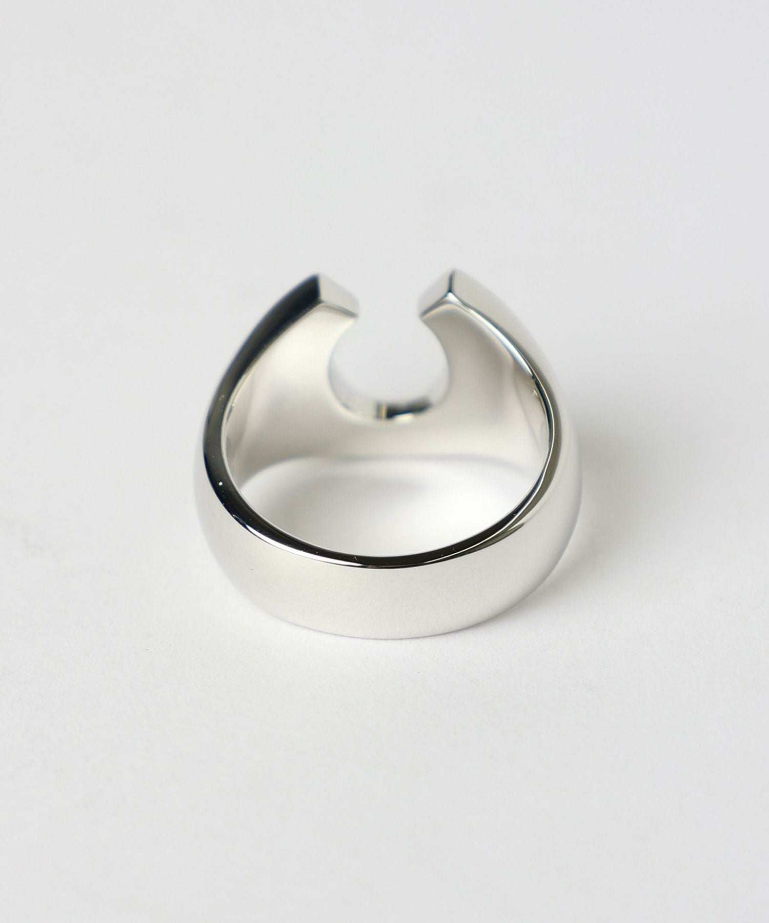 TOM WOOD(トムウッド)】 Felix Black Spinel リング｜PARIGOT ONLINE