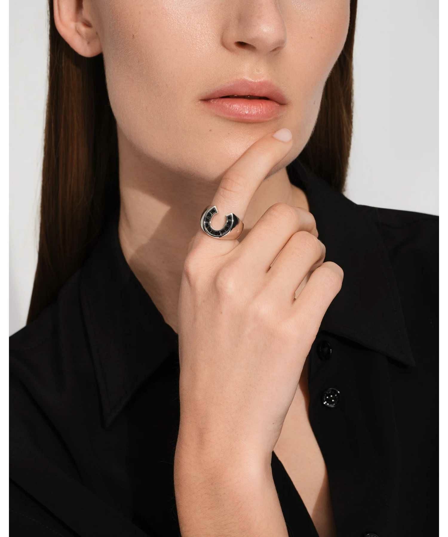 TOM WOOD(トムウッド)】 Felix Black Spinel リング｜PARIGOT ONLINE