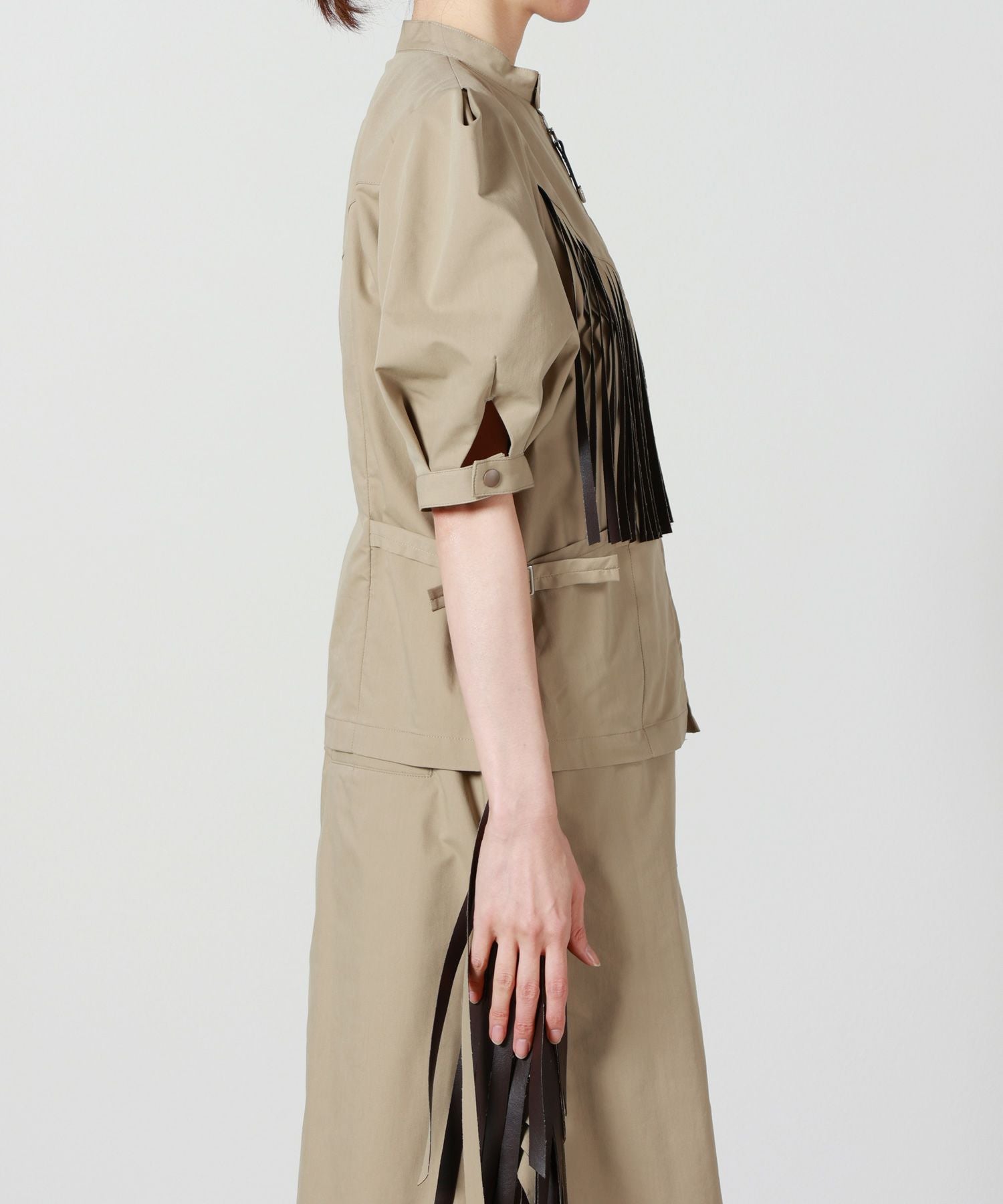 TOGA PULLA(トーガプルラ)】 TWILL FRINGE BLOUSE｜PARIGOT ONLINE