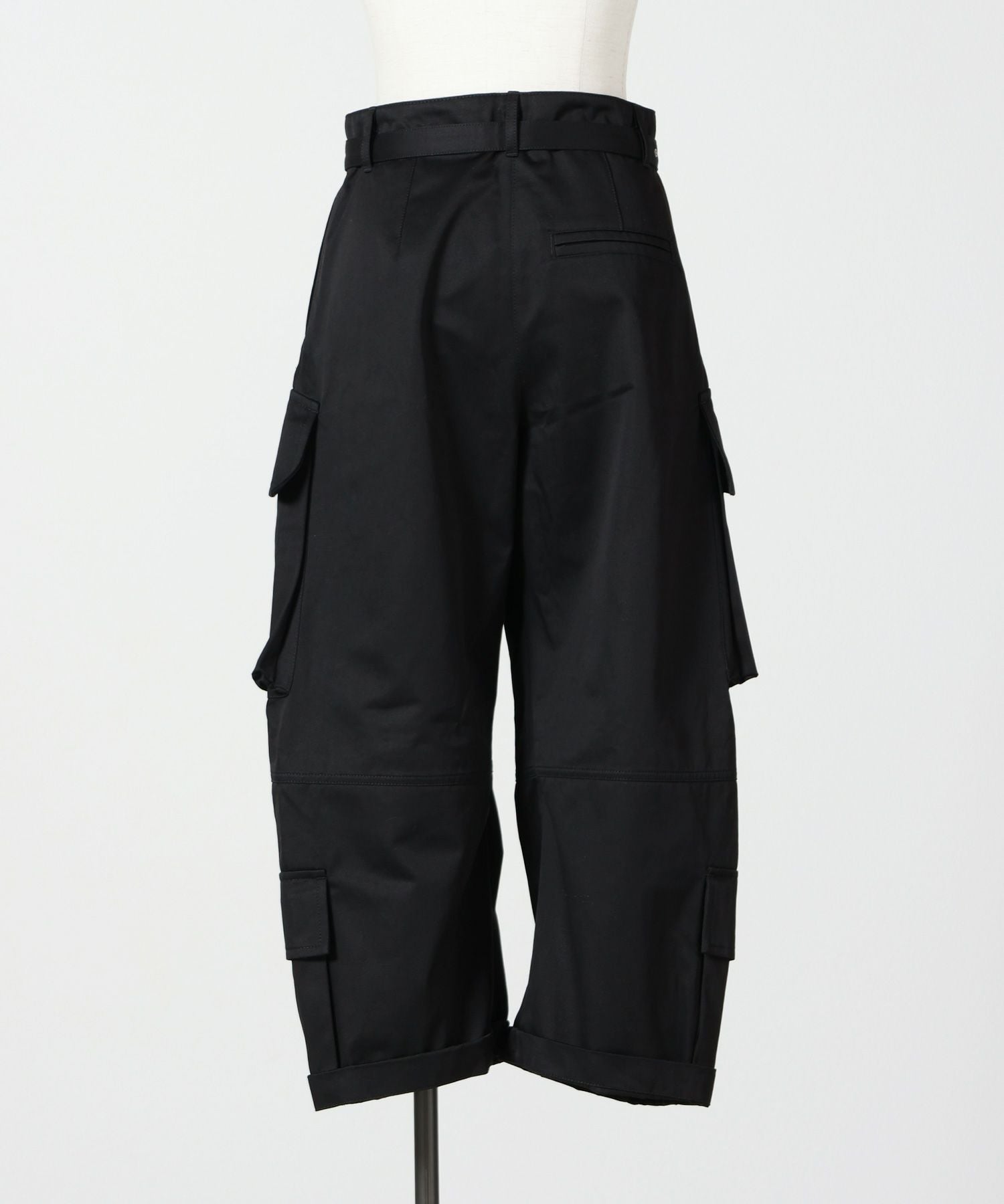 Acne Studios(アクネストゥディオズ)】 ツイルカーゴトラウザーズ