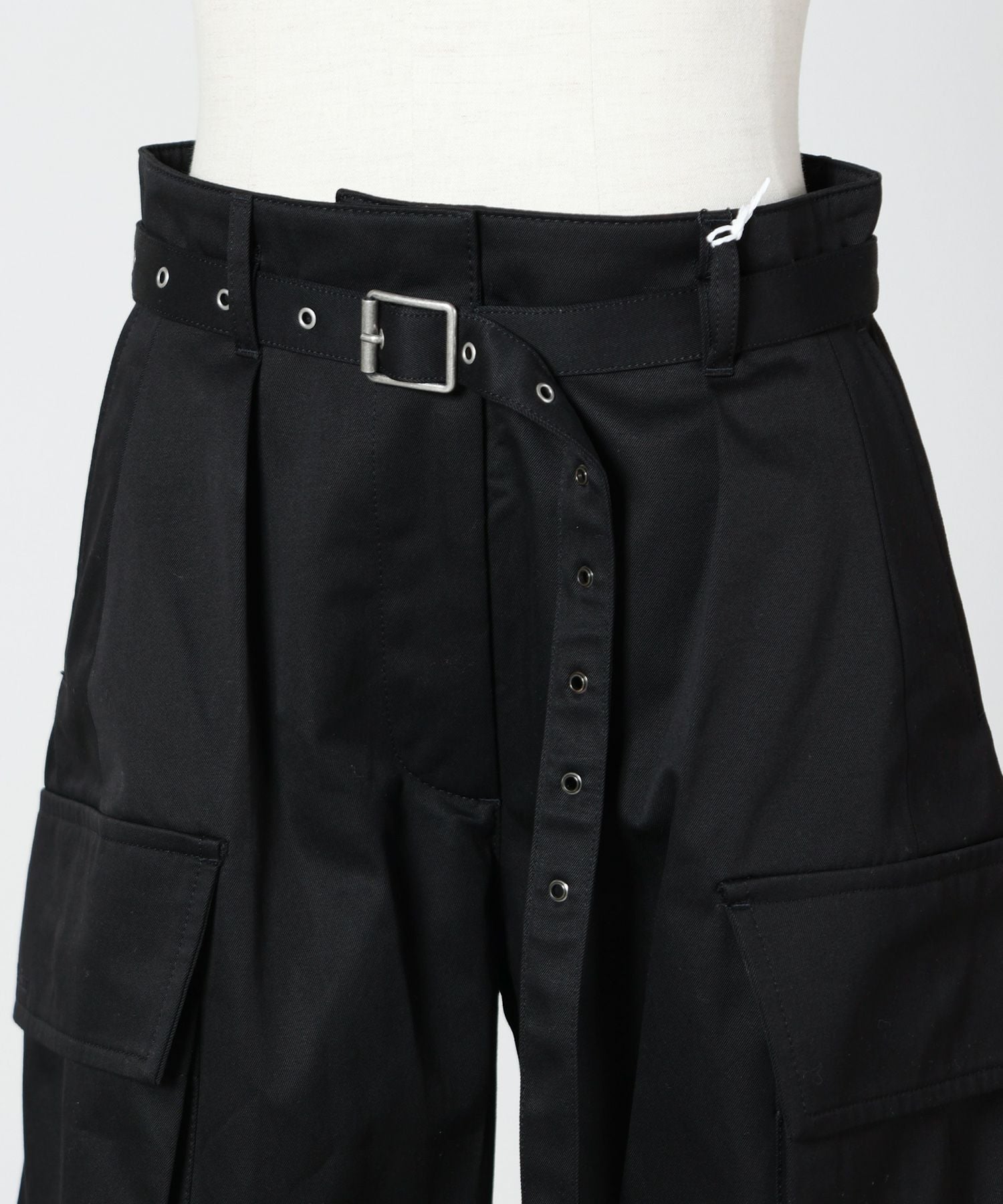 Acne Studios(アクネストゥディオズ)】 ツイルカーゴトラウザーズ