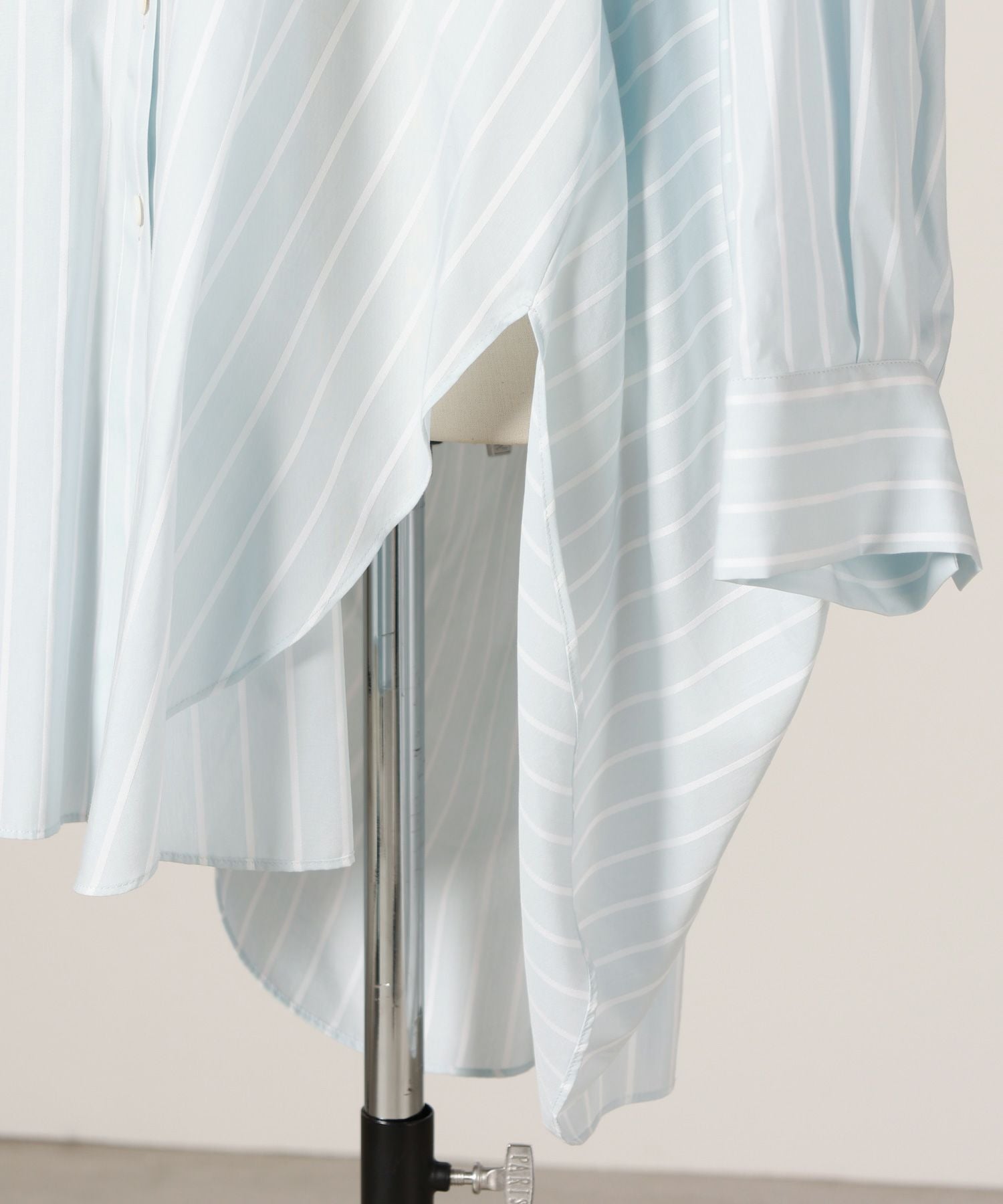 ENFOLD(エンフォルド)】 SLIT SHIRT｜PARIGOT ONLINE（パリゴオンライン）