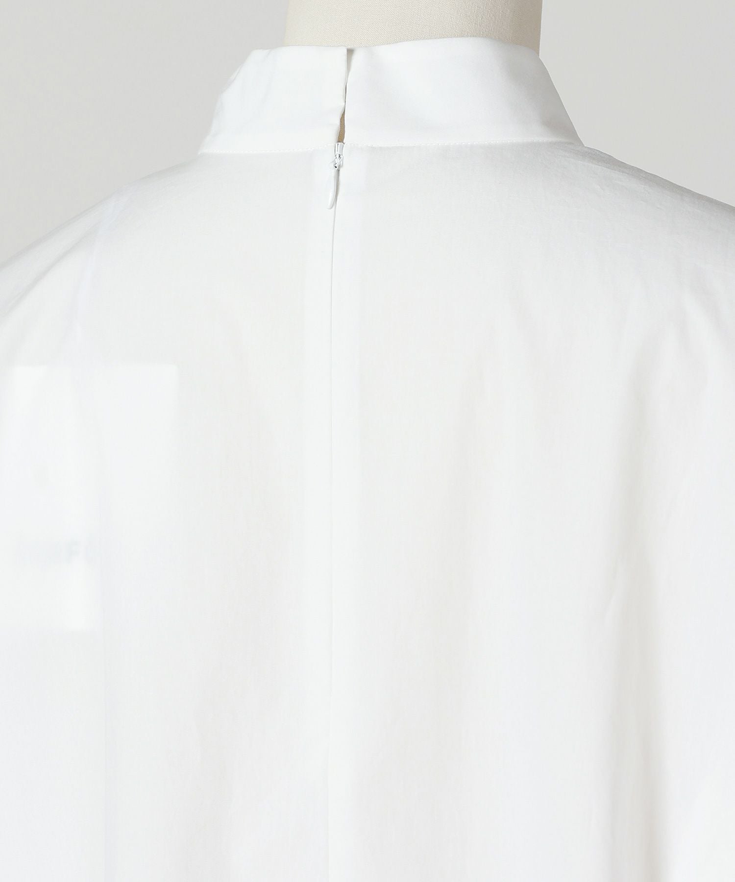 ENFOLD(エンフォルド)】 HIGH-NECK WIDE PULLOVER｜PARIGOT ONLINE