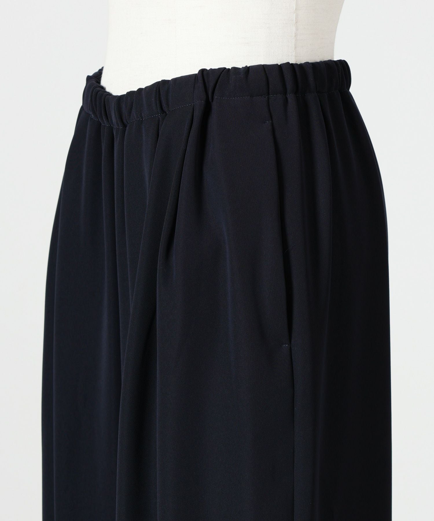 ENFOLD(エンフォルド)】 TAPERED WIDE PANTS｜PARIGOT ONLINE（パリゴ