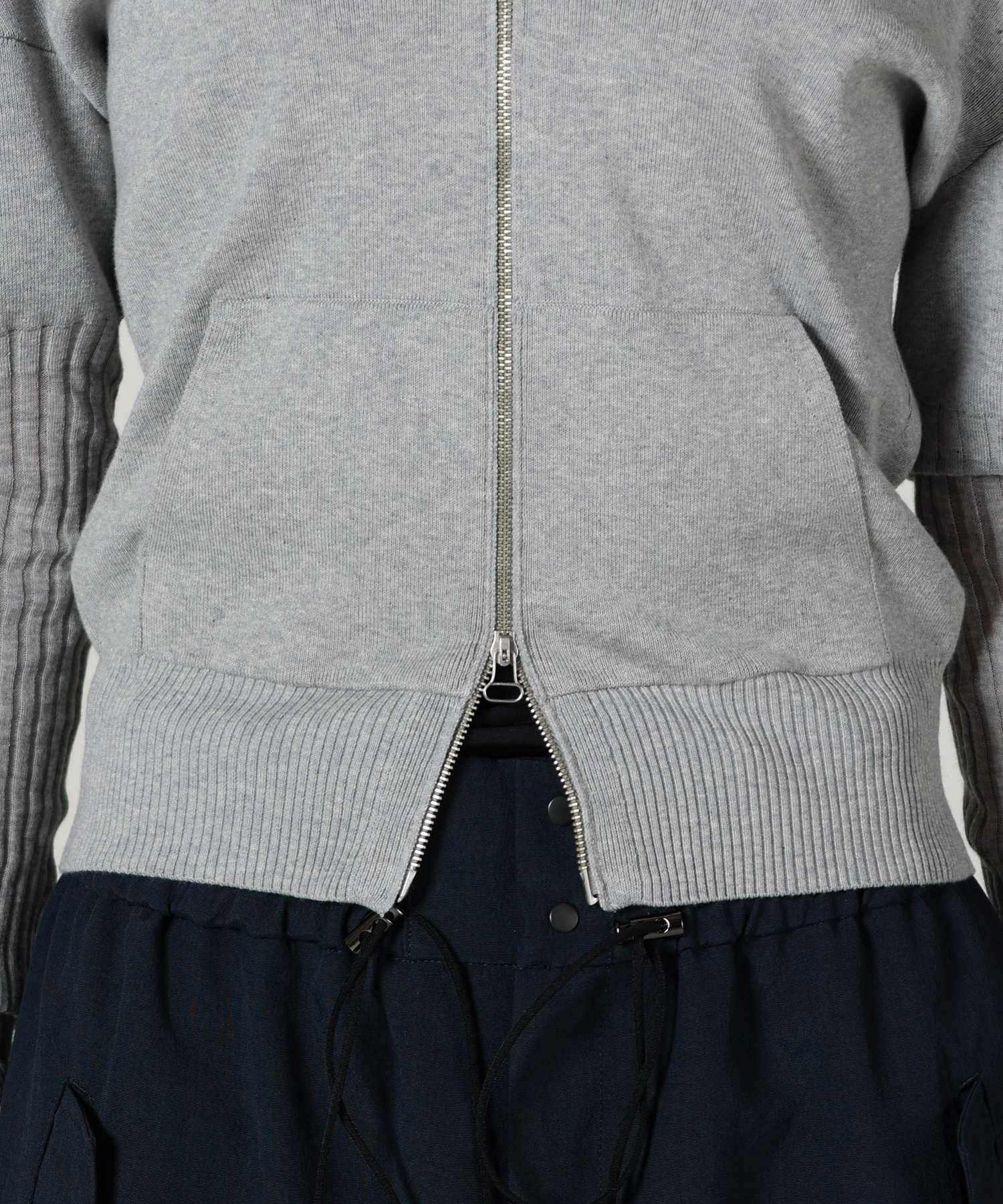AKANE UTSUNOMIYA(アカネウツノミヤ)】 KNIT ZIP CARDIGAN｜PARIGOT