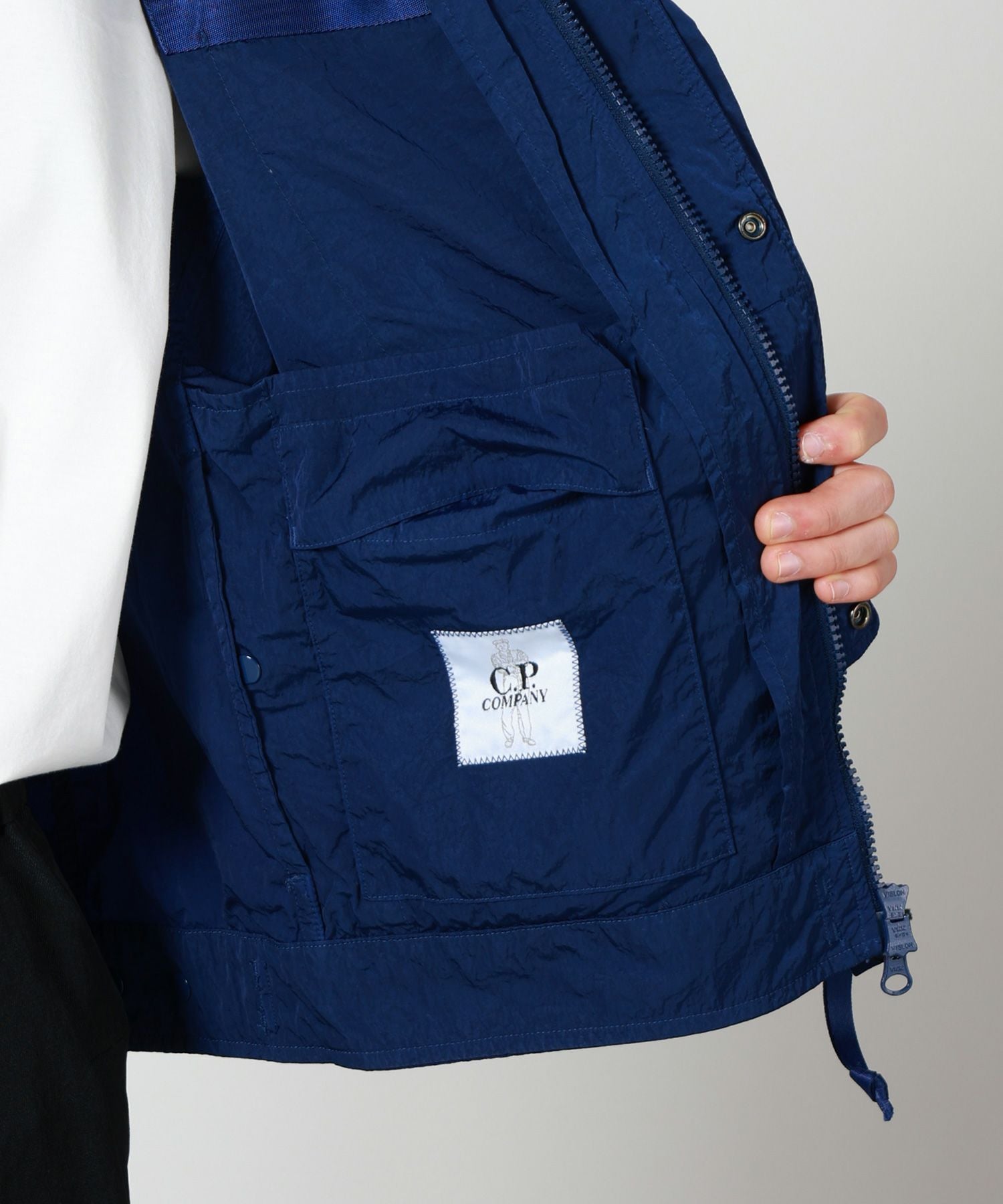 CP COMPANY 青 ジャケット 新品17 2万【 C P COMPANY C P カンパニー 】長澤まさみ着/22-23AW