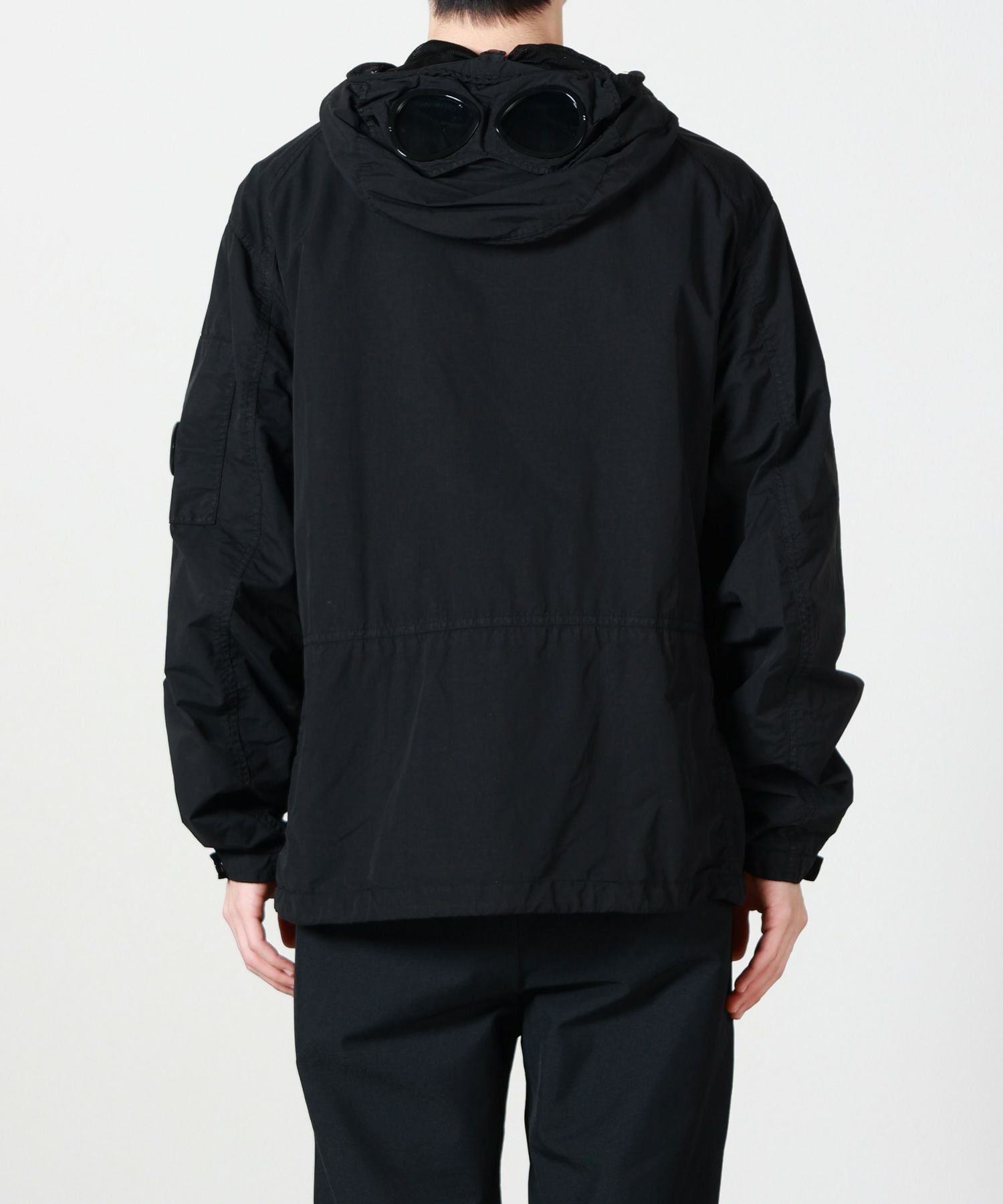 C.P. Company(シーピーカンパニー)】 FLATT NYLON GOGGLE JACKET