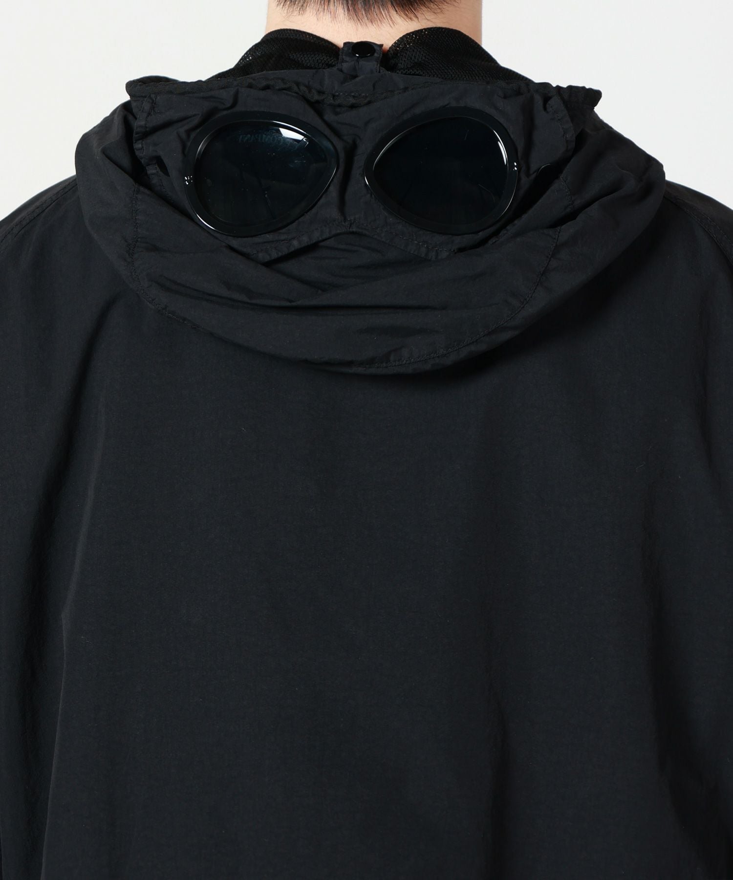 C.P. Company(シーピーカンパニー)】 FLATT NYLON GOGGLE JACKET