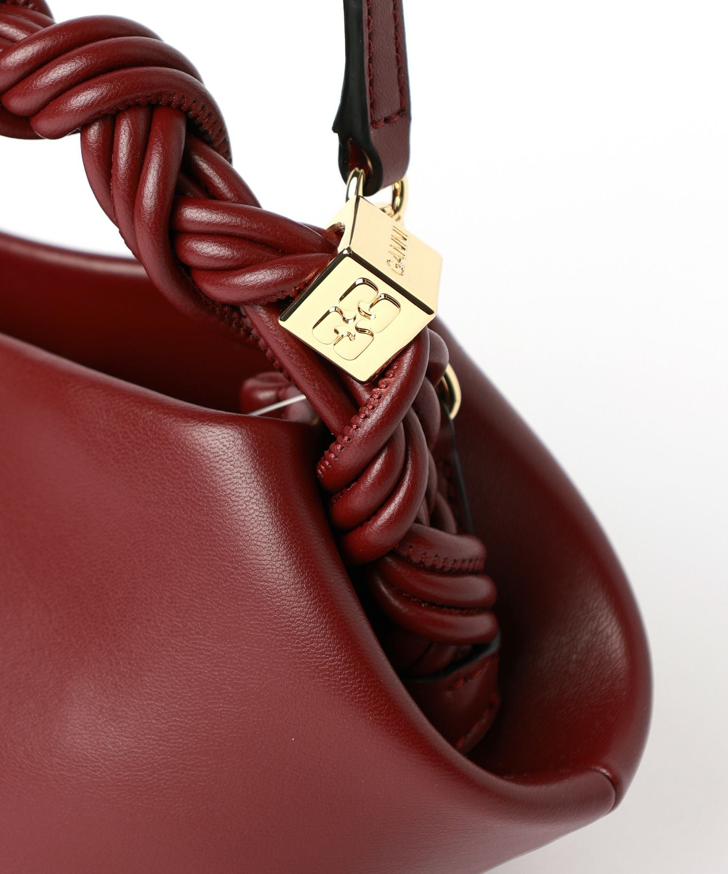 GANNI(ガニー)】 Mini Bou Bag｜PARIGOT ONLINE（パリゴオンライン）