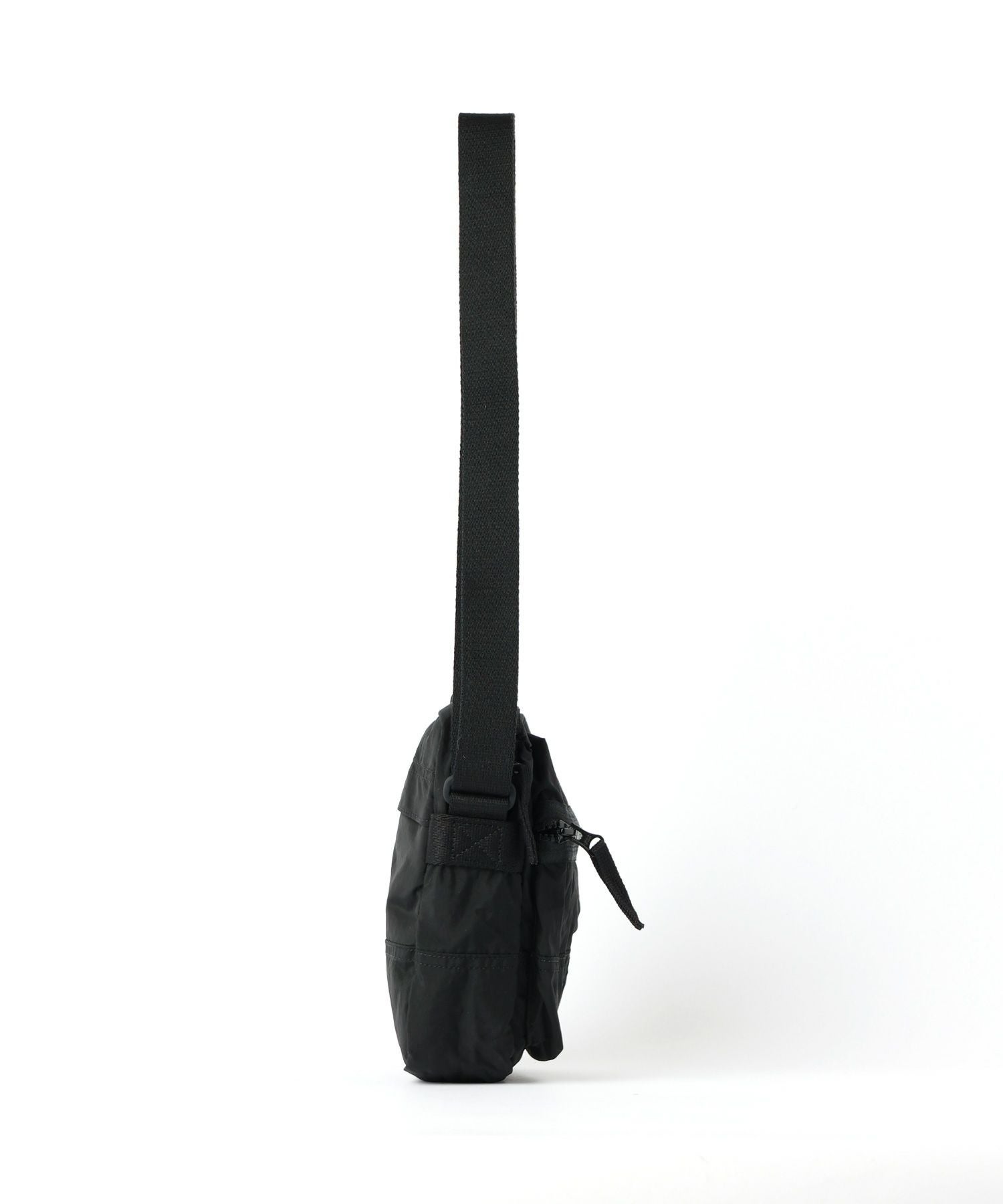 STONE ISLAND(ストーンアイランド)】 COATED NYLON METAL IN ECONYL