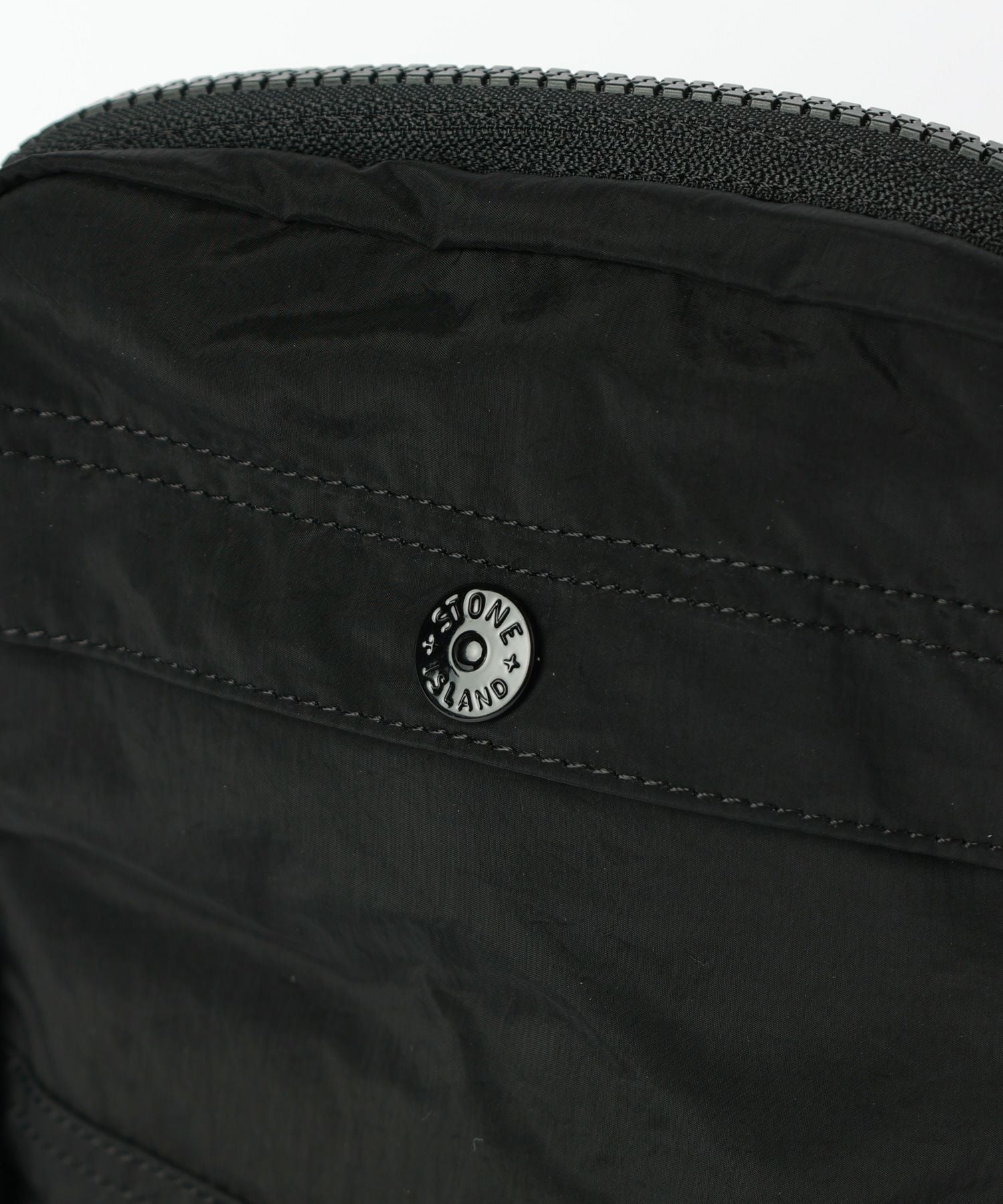 STONE ISLAND(ストーンアイランド)】 COATED NYLON METAL IN ECONYL