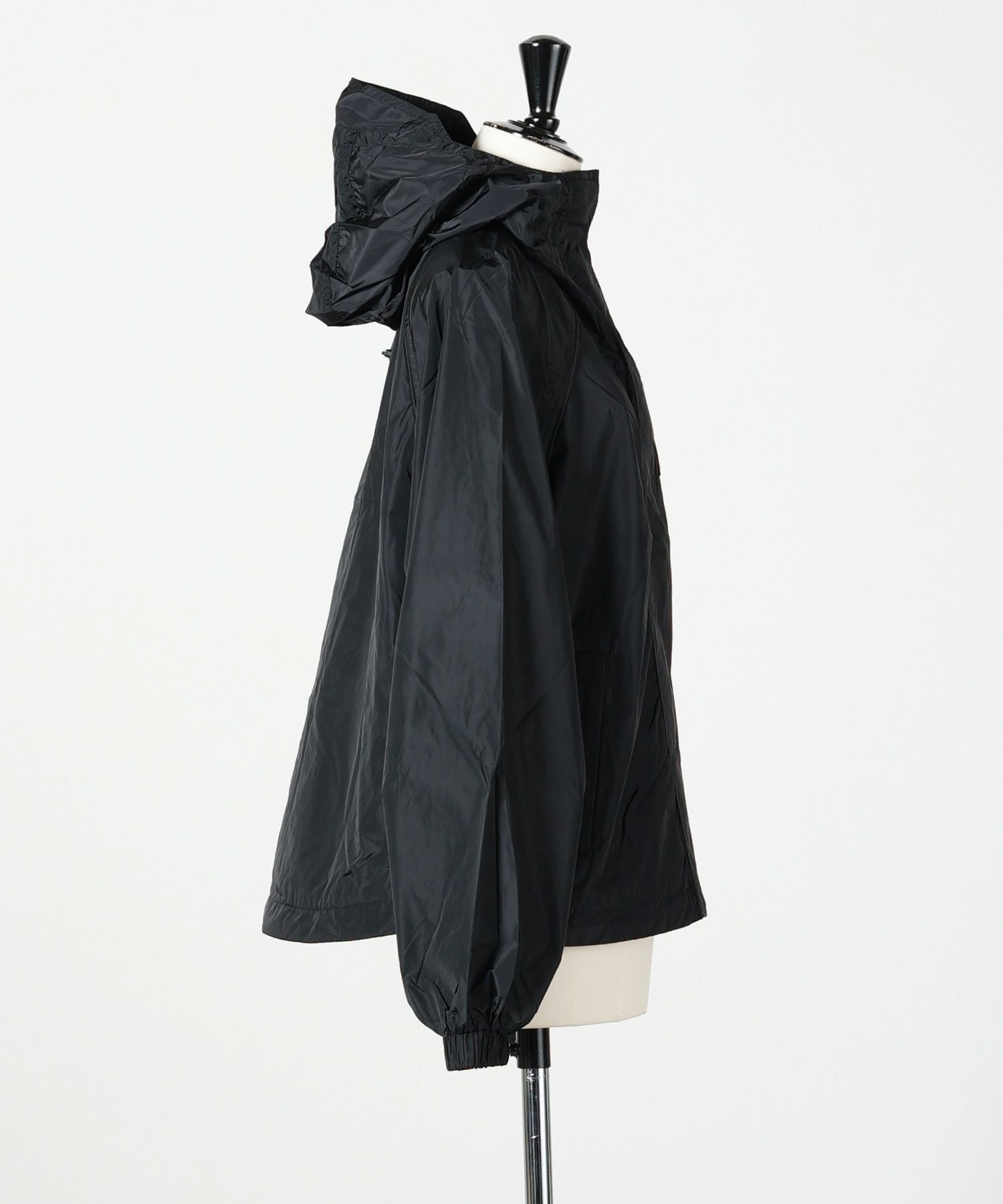 GANNI(ガニー)】 Black Nylon Jacket｜PARIGOT ONLINE（パリゴオンライン）