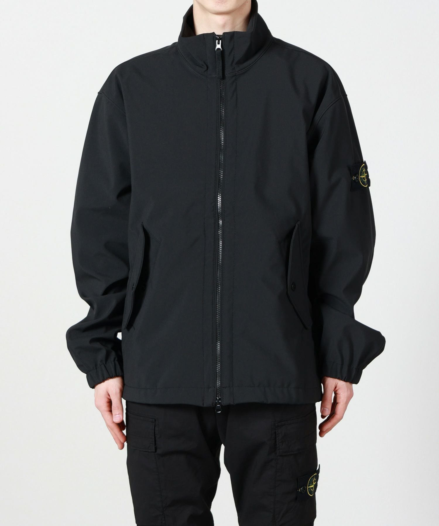 STONE ISLAND(ストーンアイランド)】 LIGHT SOFT SHELL-R E.DYE