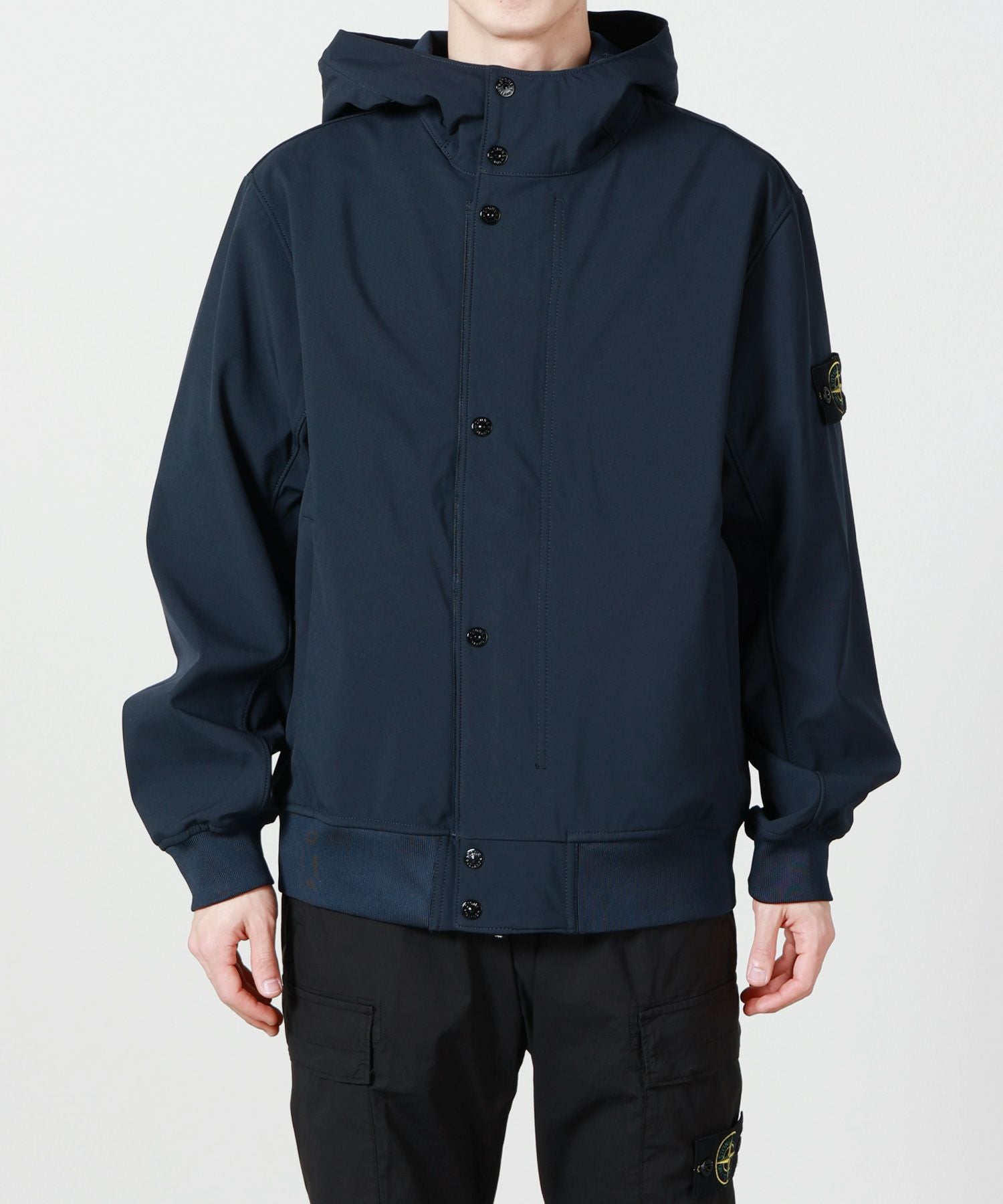 STONE ISLAND(ストーンアイランド)】 LIGHT SOFT SHELL-R E.DYE
