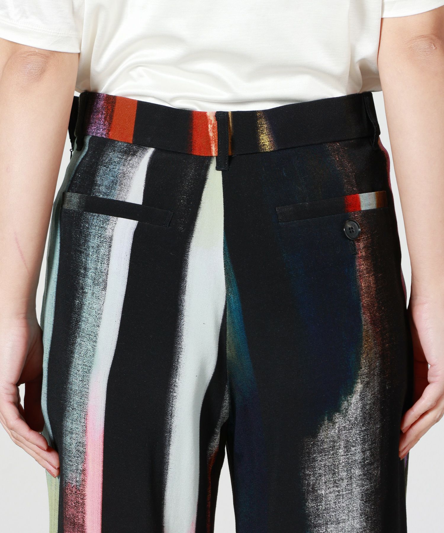 AKIRANAKA(アキラナカ)】 Empty stripe pants｜PARIGOT ONLINE（パリゴ