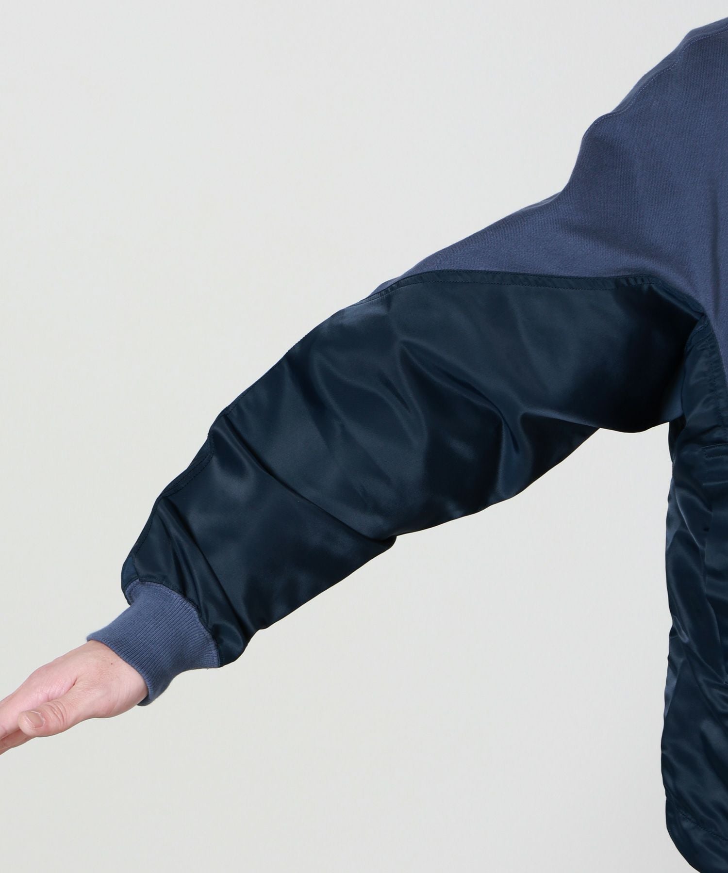 TOGA TOO(トーガ トゥー)】 COTTON NYLON HOODIE｜PARIGOT ONLINE