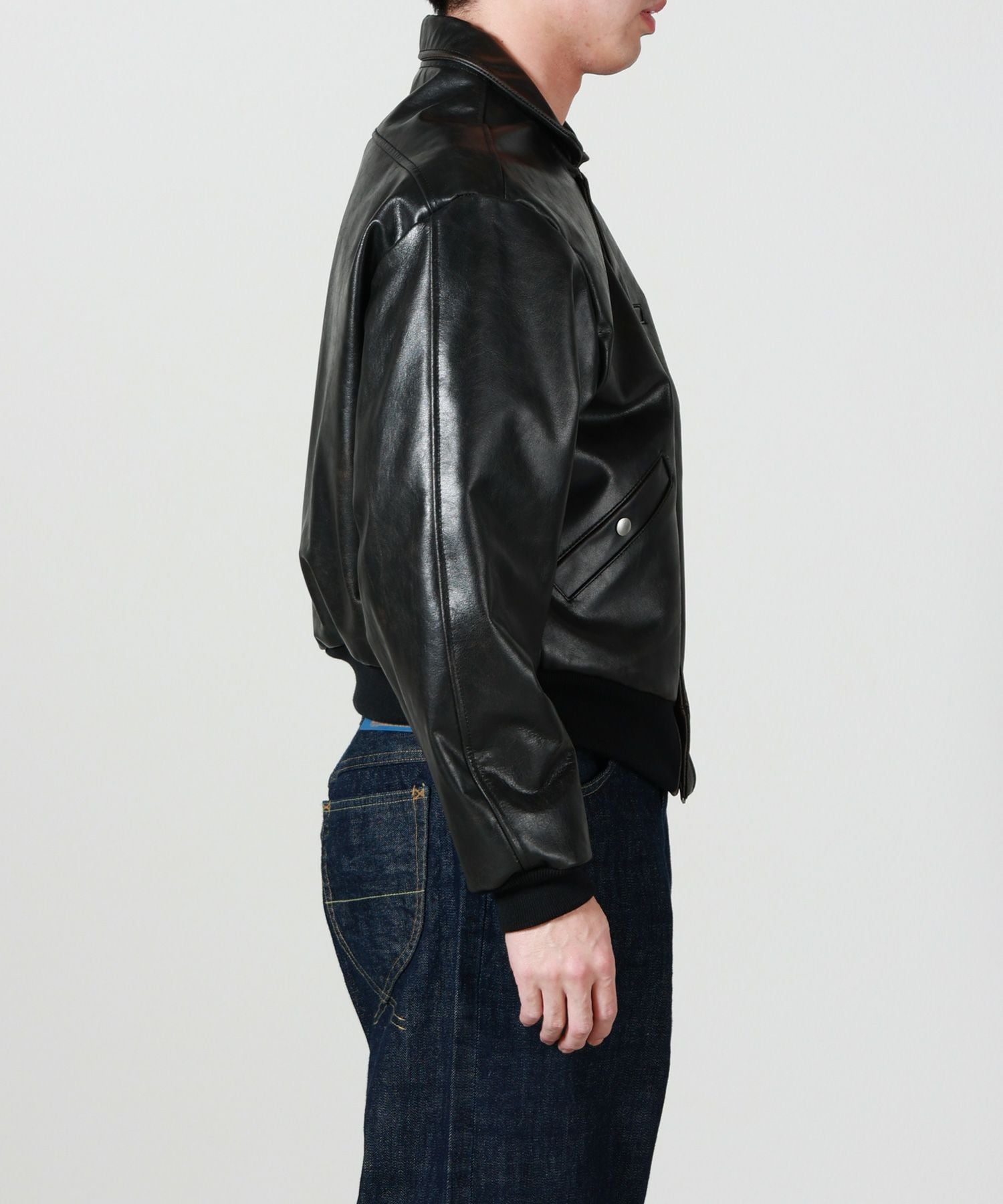 YOKE(ヨーク)】 Cracked Leather Flight Jacket｜PARIGOT ONLINE
