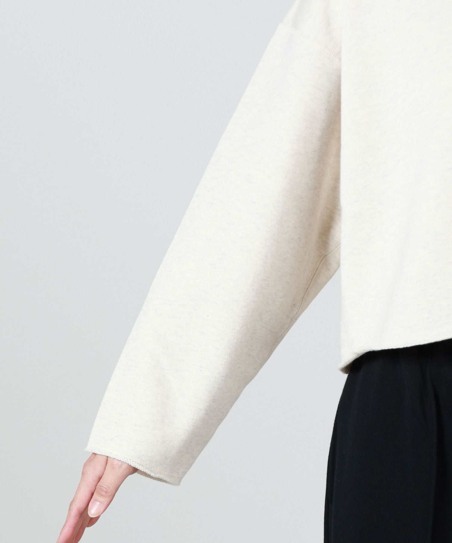 SACRA(サクラ)】 ヘムカット スウェット｜PARIGOT ONLINE（パリゴ