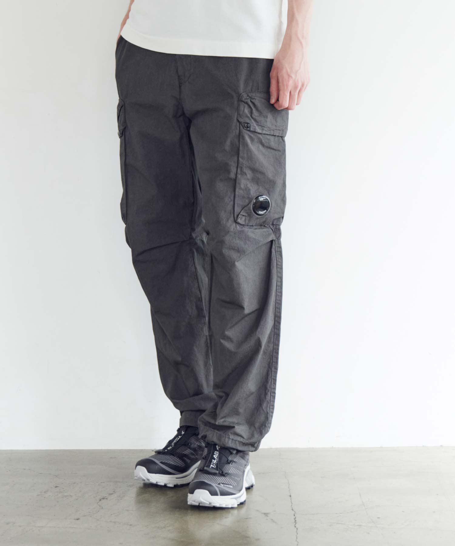 C.P. Company(シーピーカンパニー)】 MICRO REPS BOXY CARGO LENS PT 
